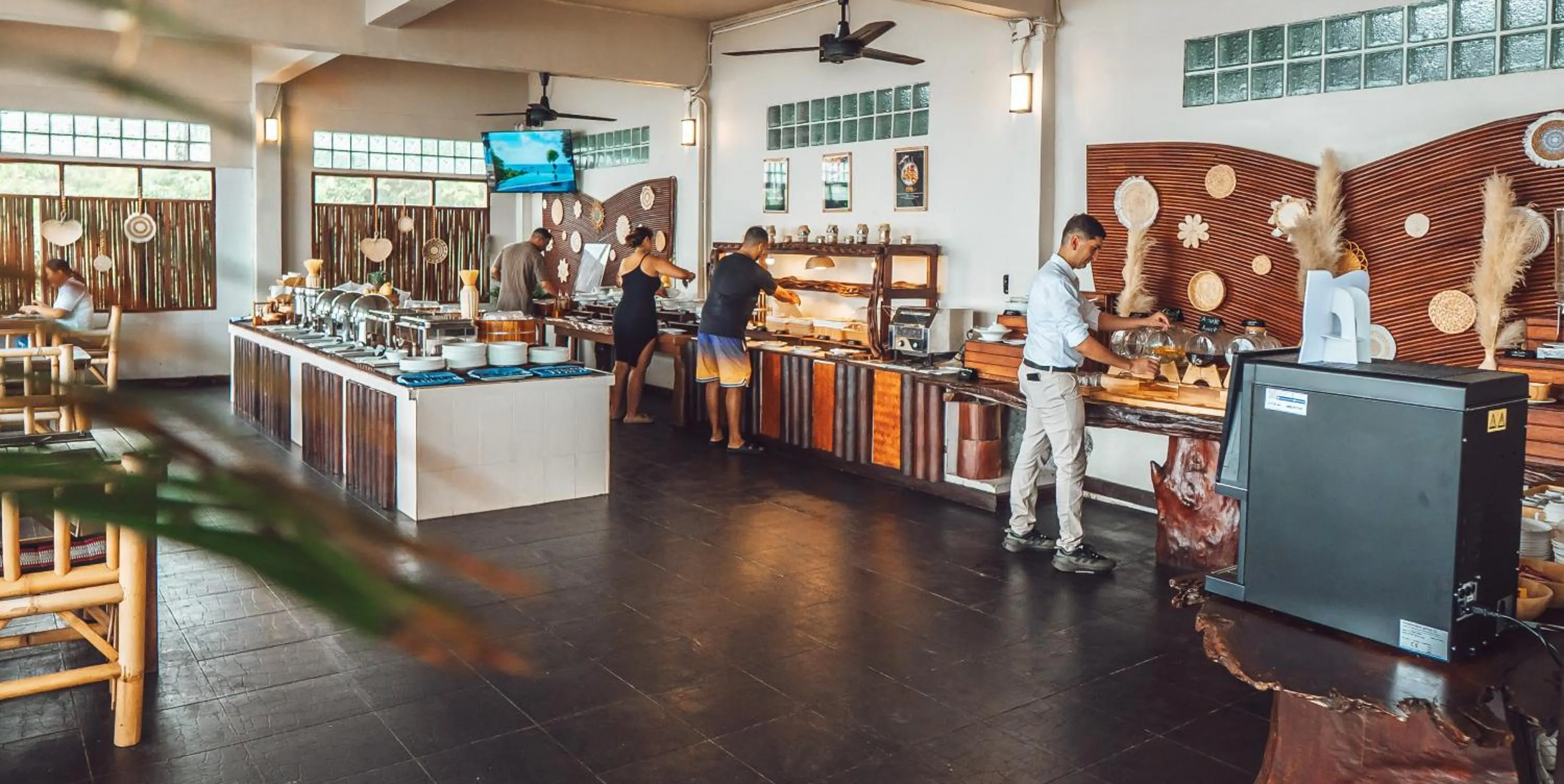 Breakfast in Dusit Buncha Koh Tao by Riya Group