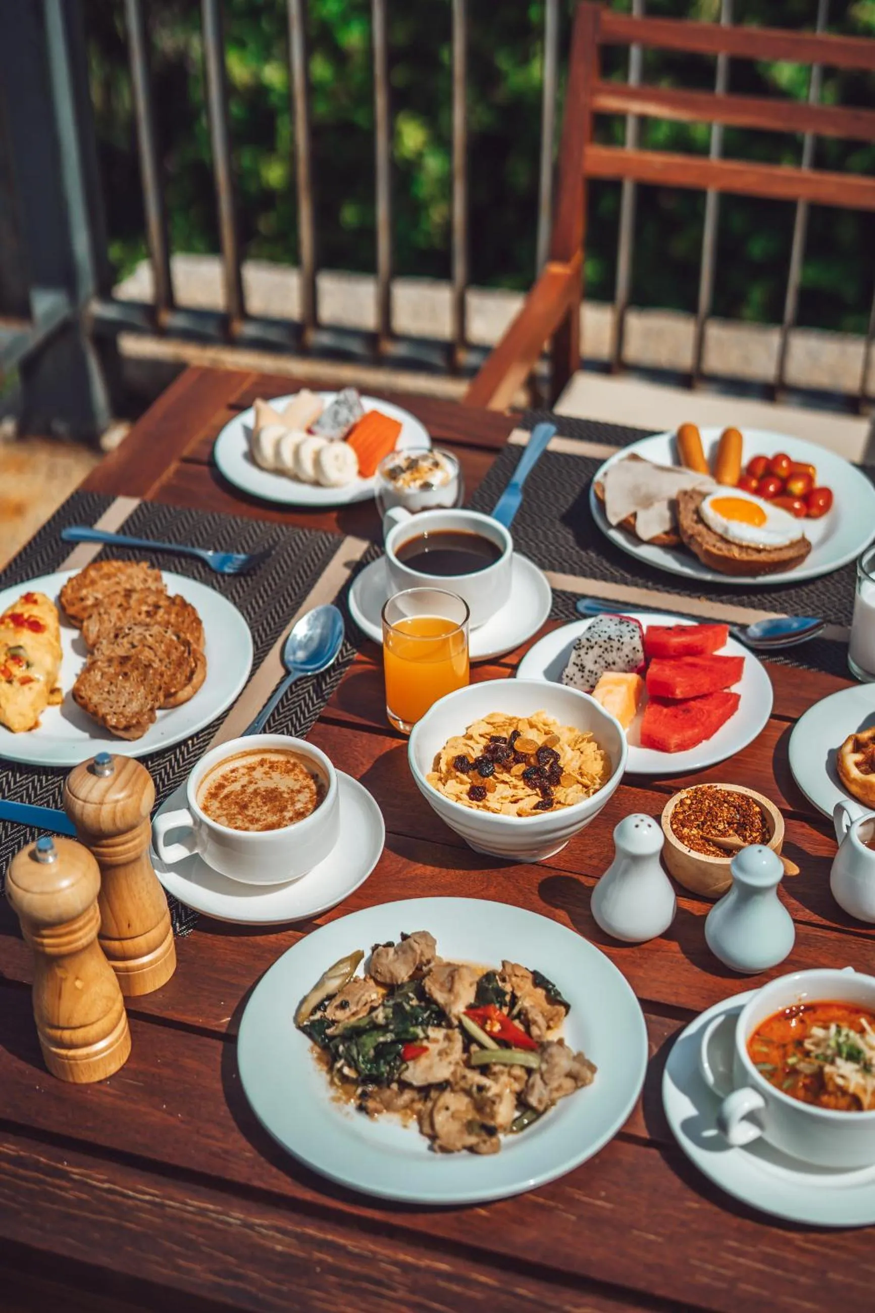 Breakfast in Dusit Buncha Koh Tao by Riya Group