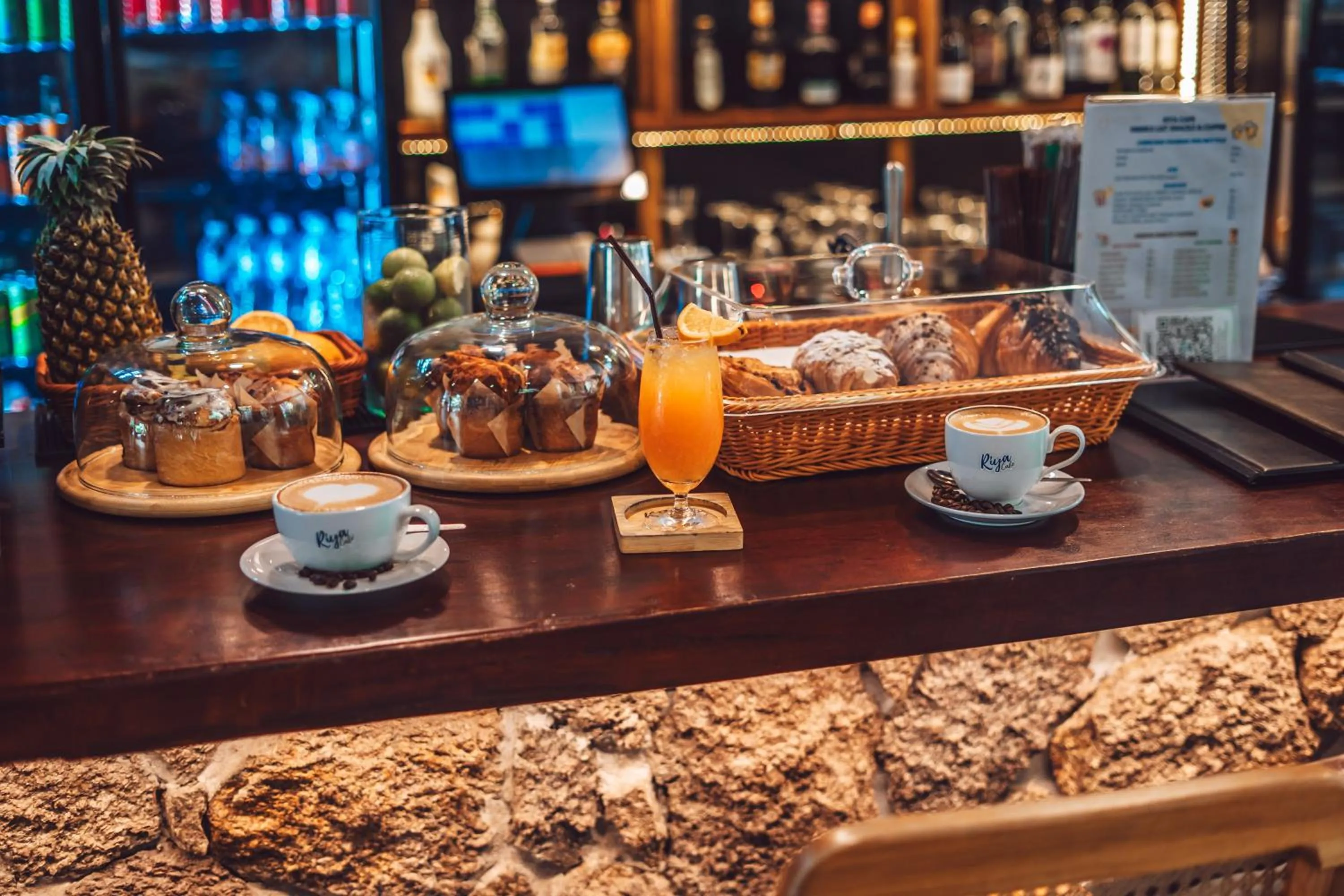 Lounge or bar in Dusit Buncha Koh Tao by Riya Group