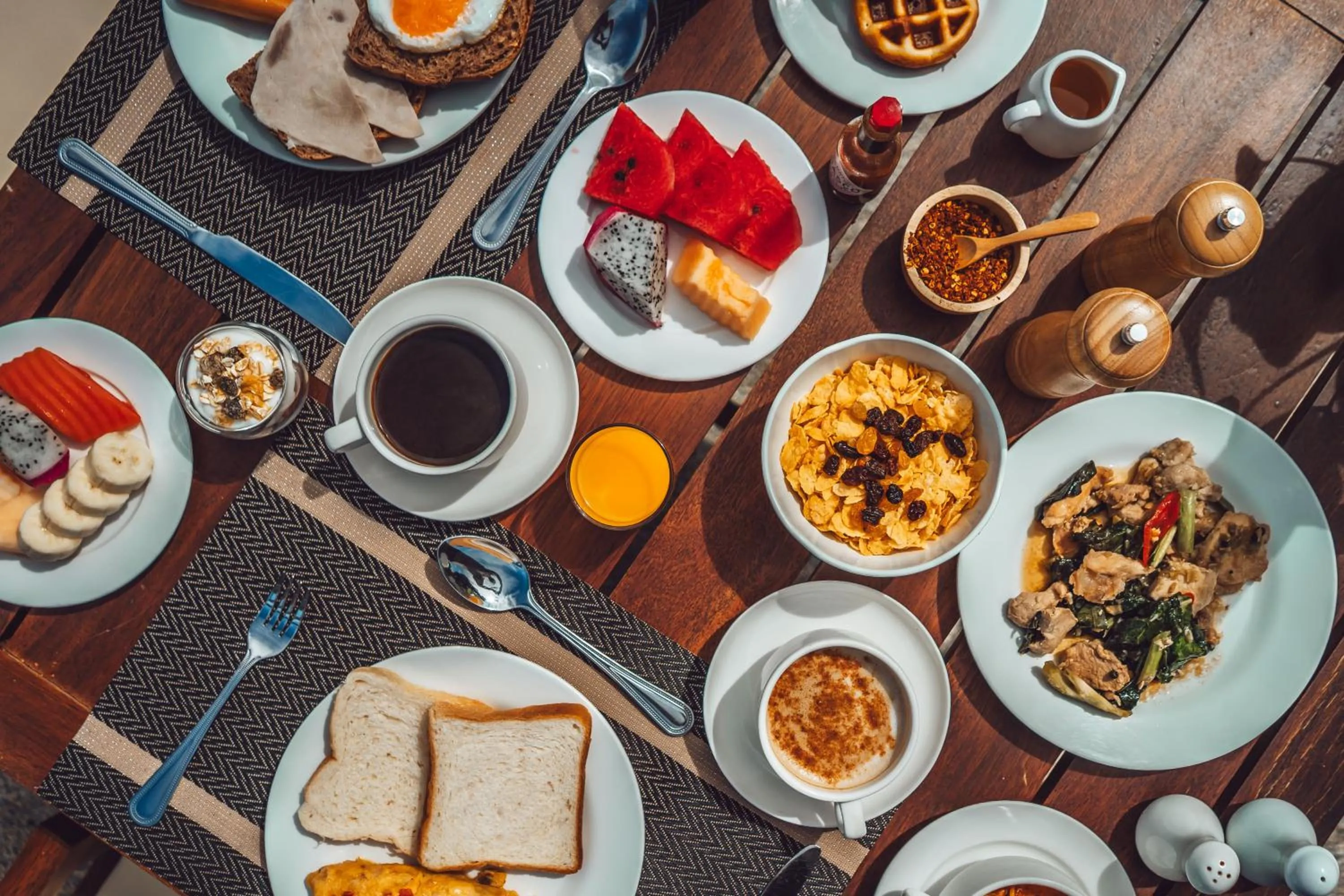 Breakfast in Dusit Buncha Koh Tao by Riya Group