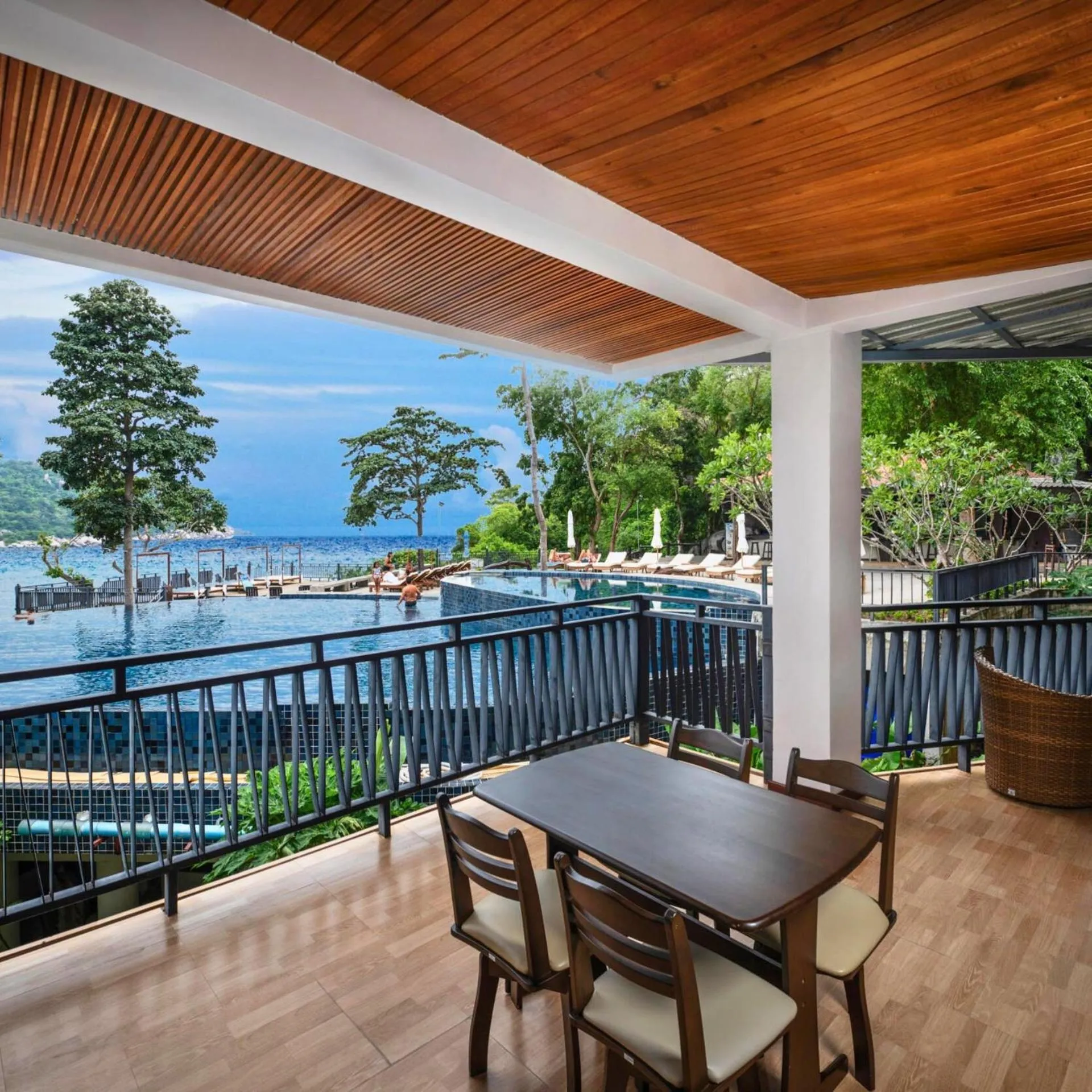 Balcony/Terrace in Dusit Buncha Koh Tao by Riya Group