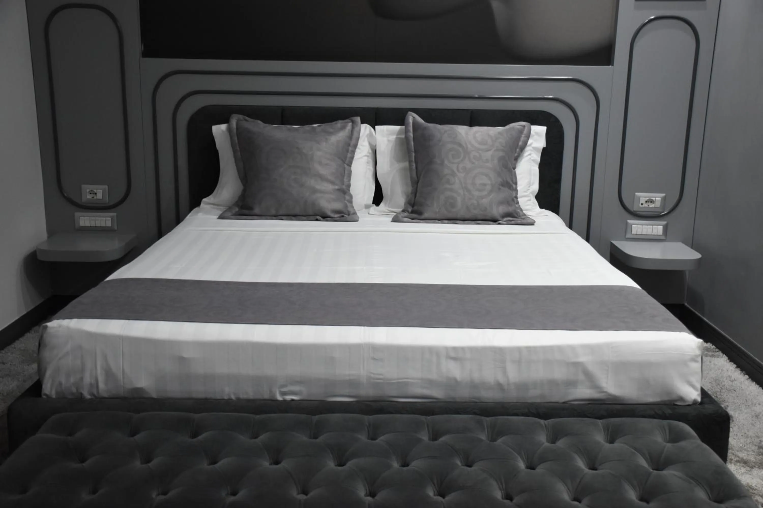 Bedroom, Bed in New W Hotel