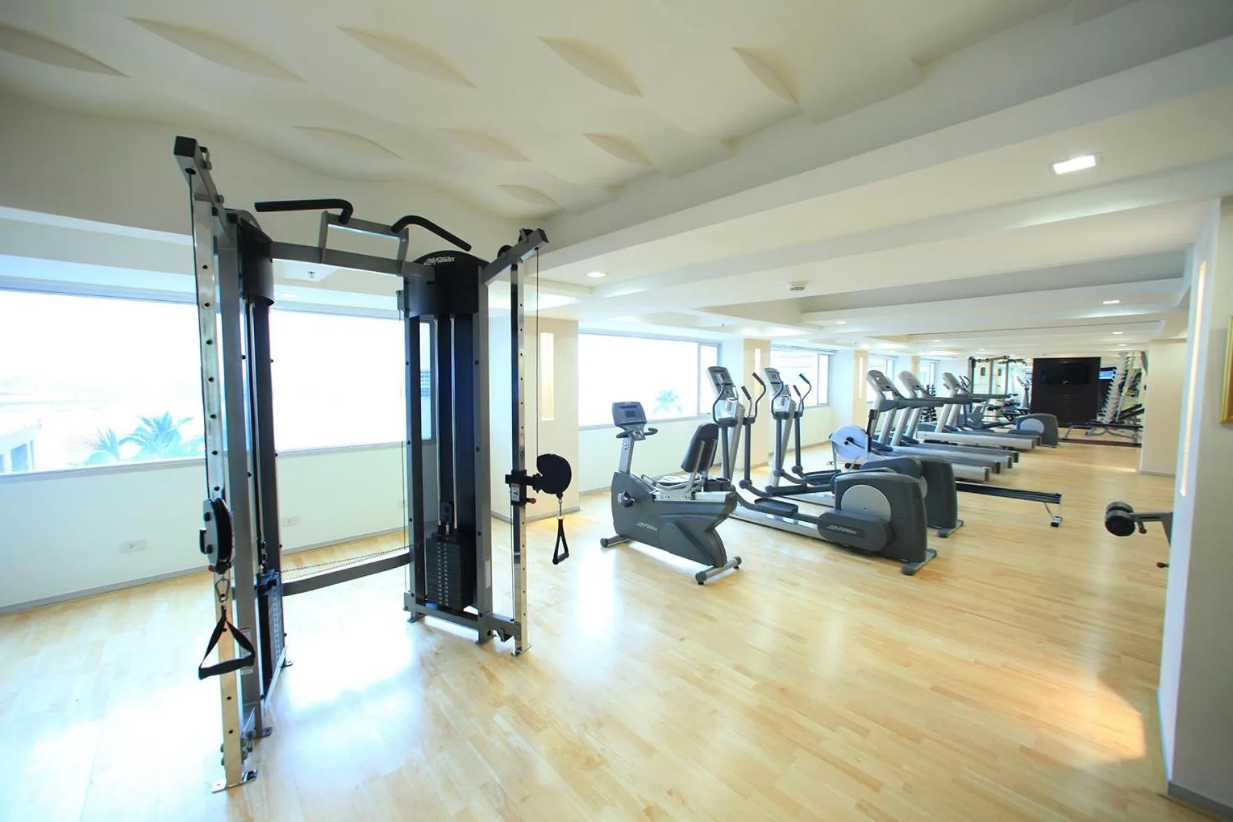 Fitness centre/facilities in Ramada Plaza by Wyndham Bangkok Menam Riverside