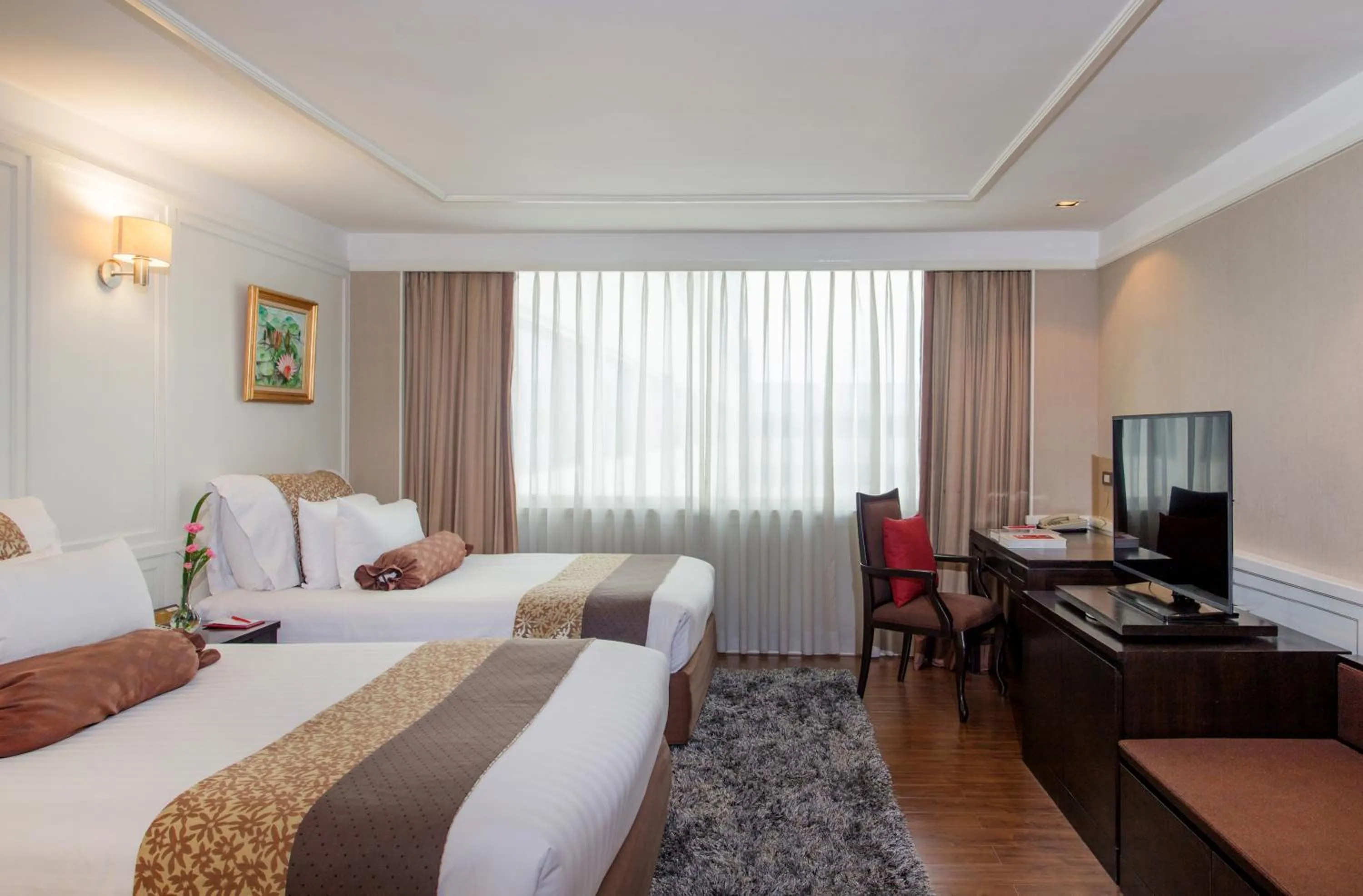 Bedroom, Bed in Ramada Plaza by Wyndham Bangkok Menam Riverside