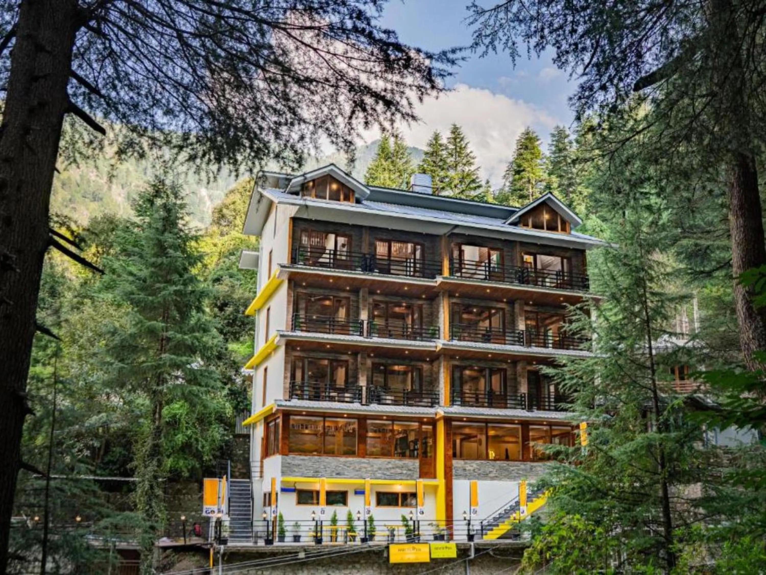 Property building in The Hosteller Kasol