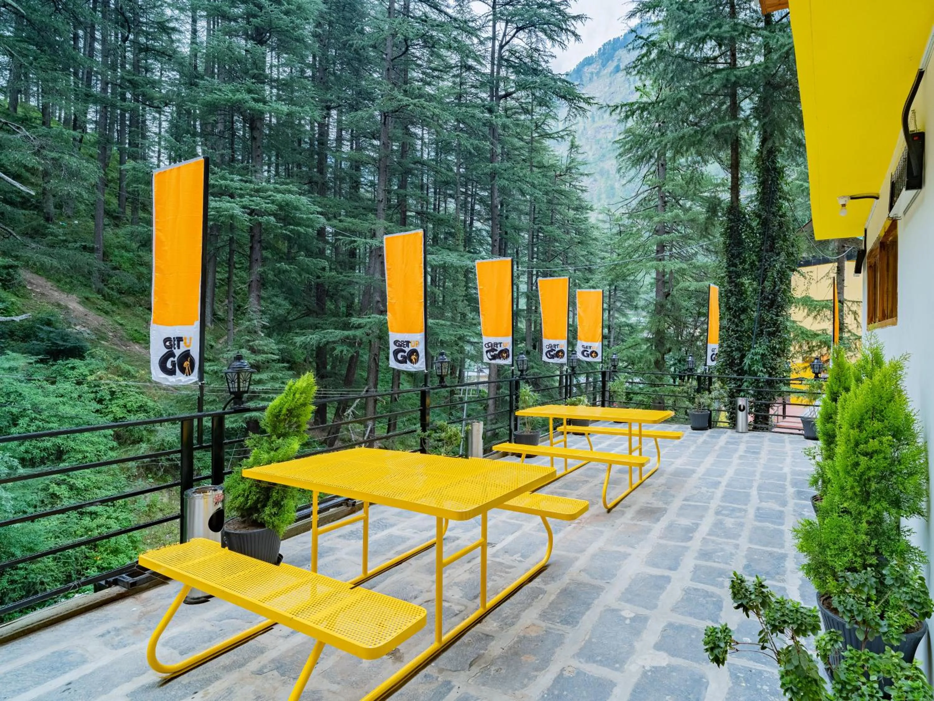 Day in The Hosteller Kasol