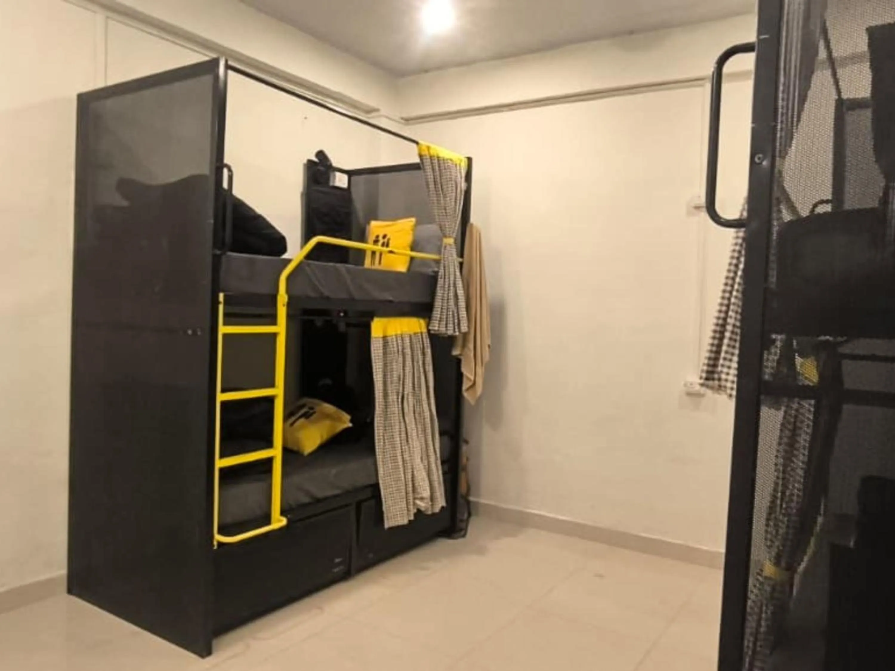 bunk bed in The Hosteller Kasol