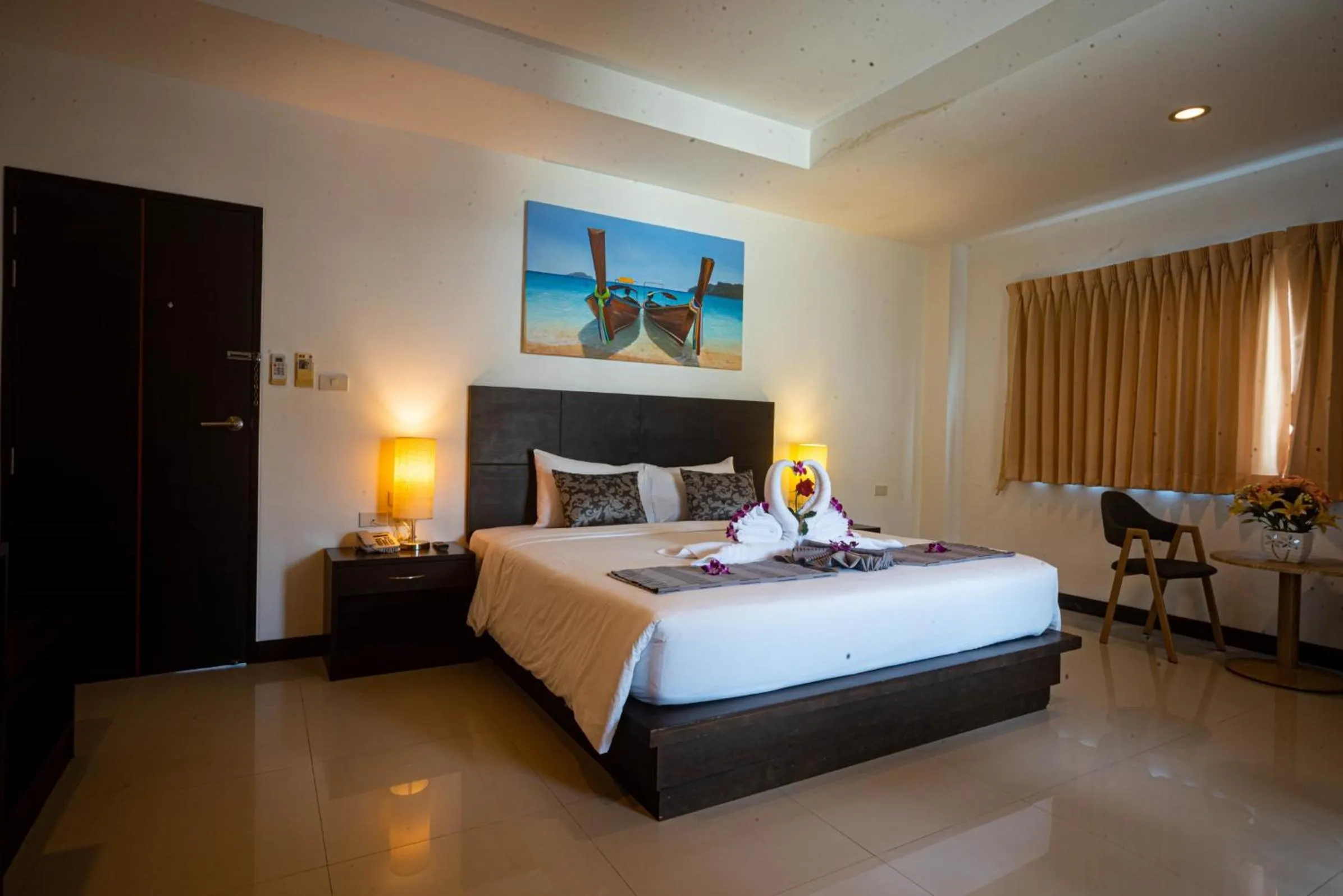 Bed in Q Victory Patong Hotel