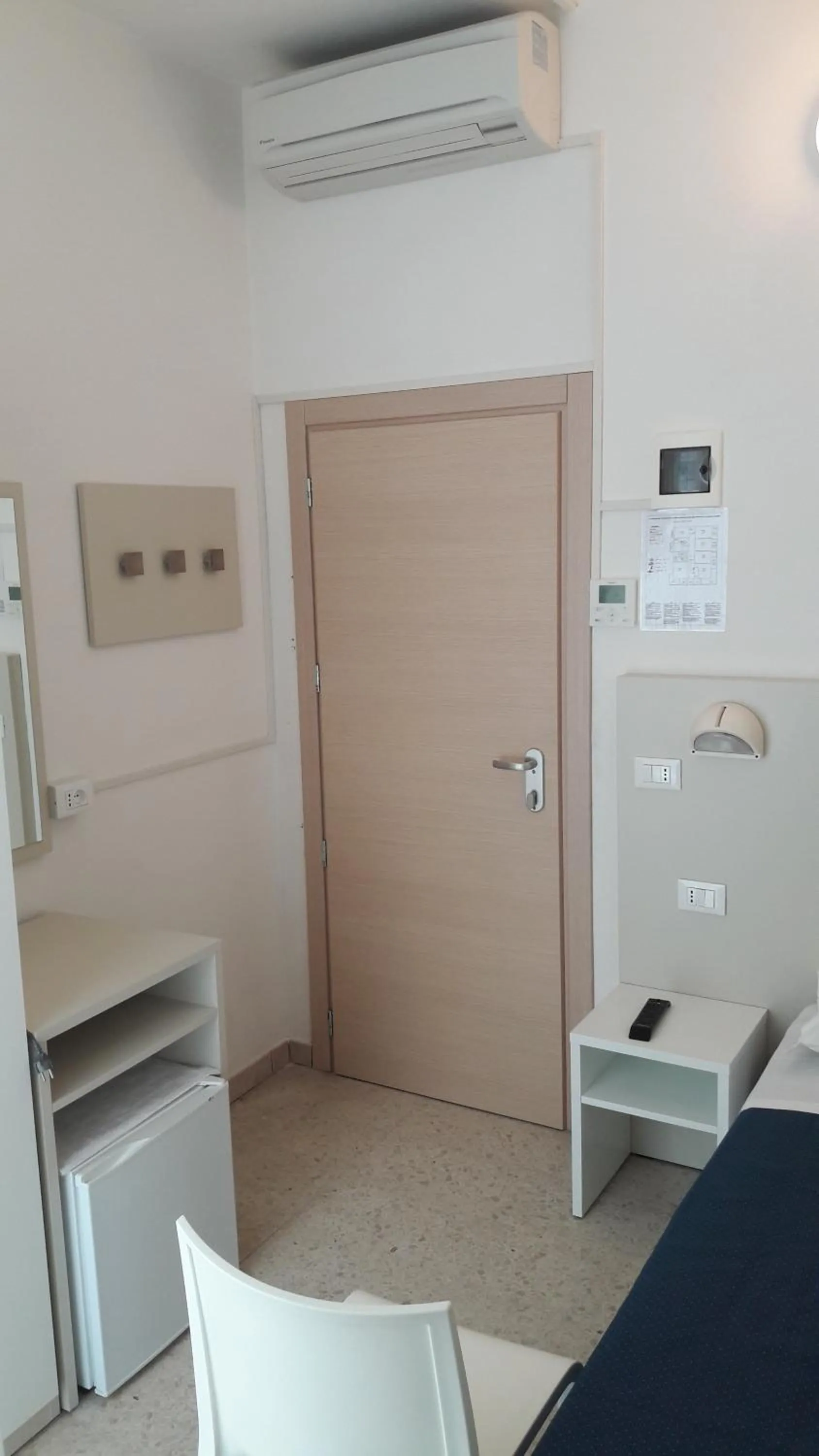 Photo of the whole room in B&B - Meuble' - Hotel " CORDIALE "