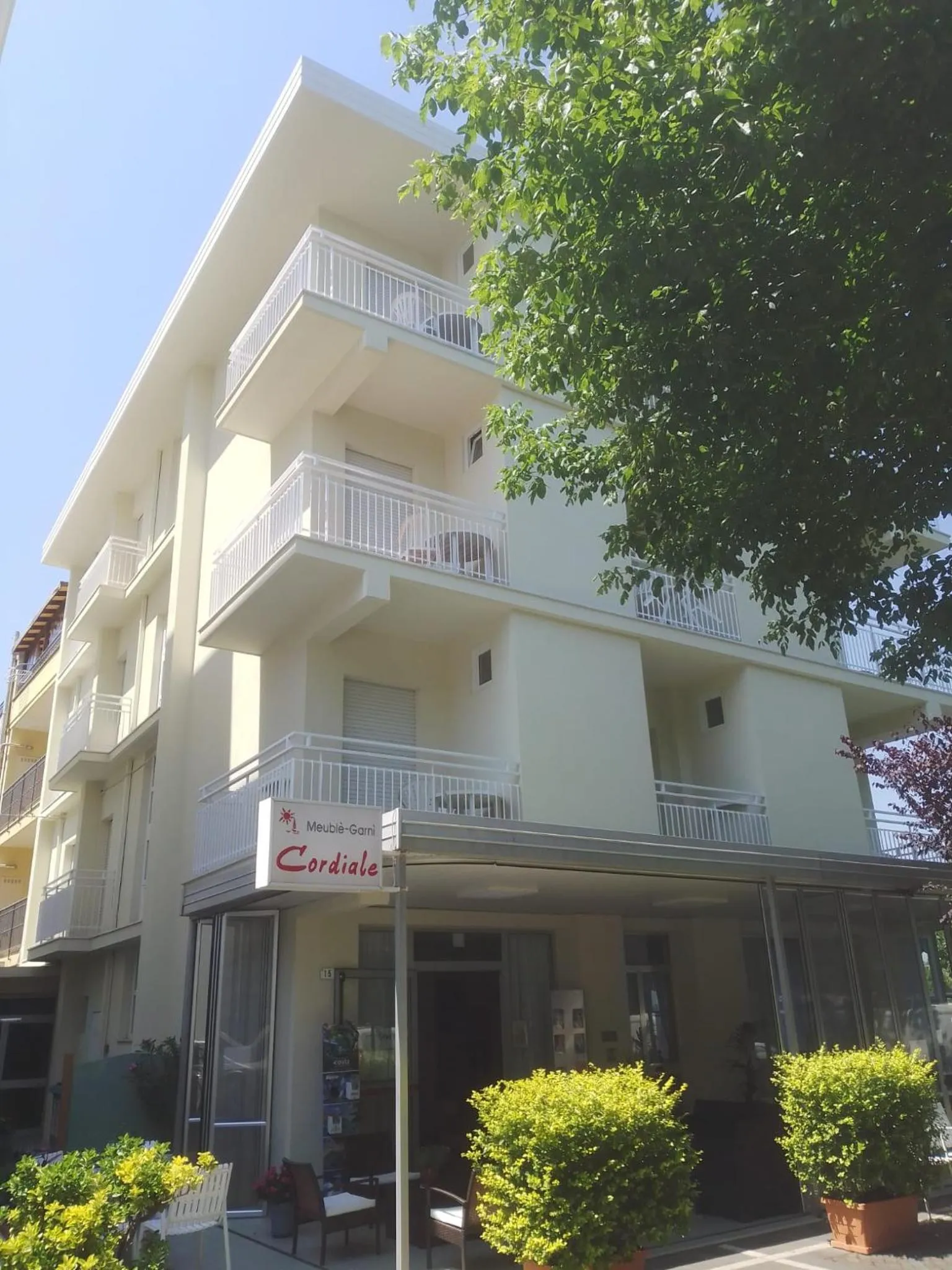 B&B - Meuble' - Hotel " CORDIALE "