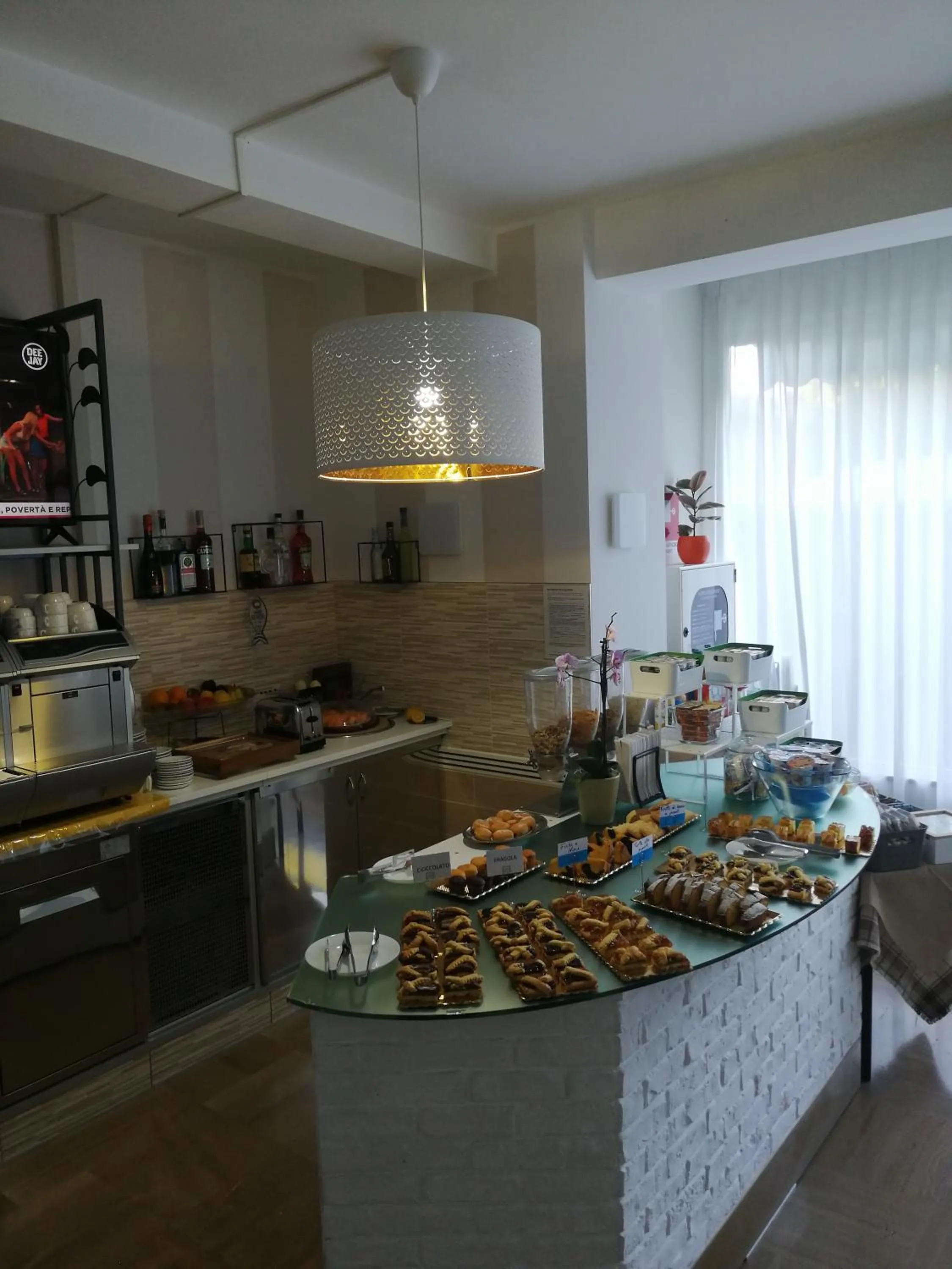 B&B - Meuble' - Hotel " CORDIALE "