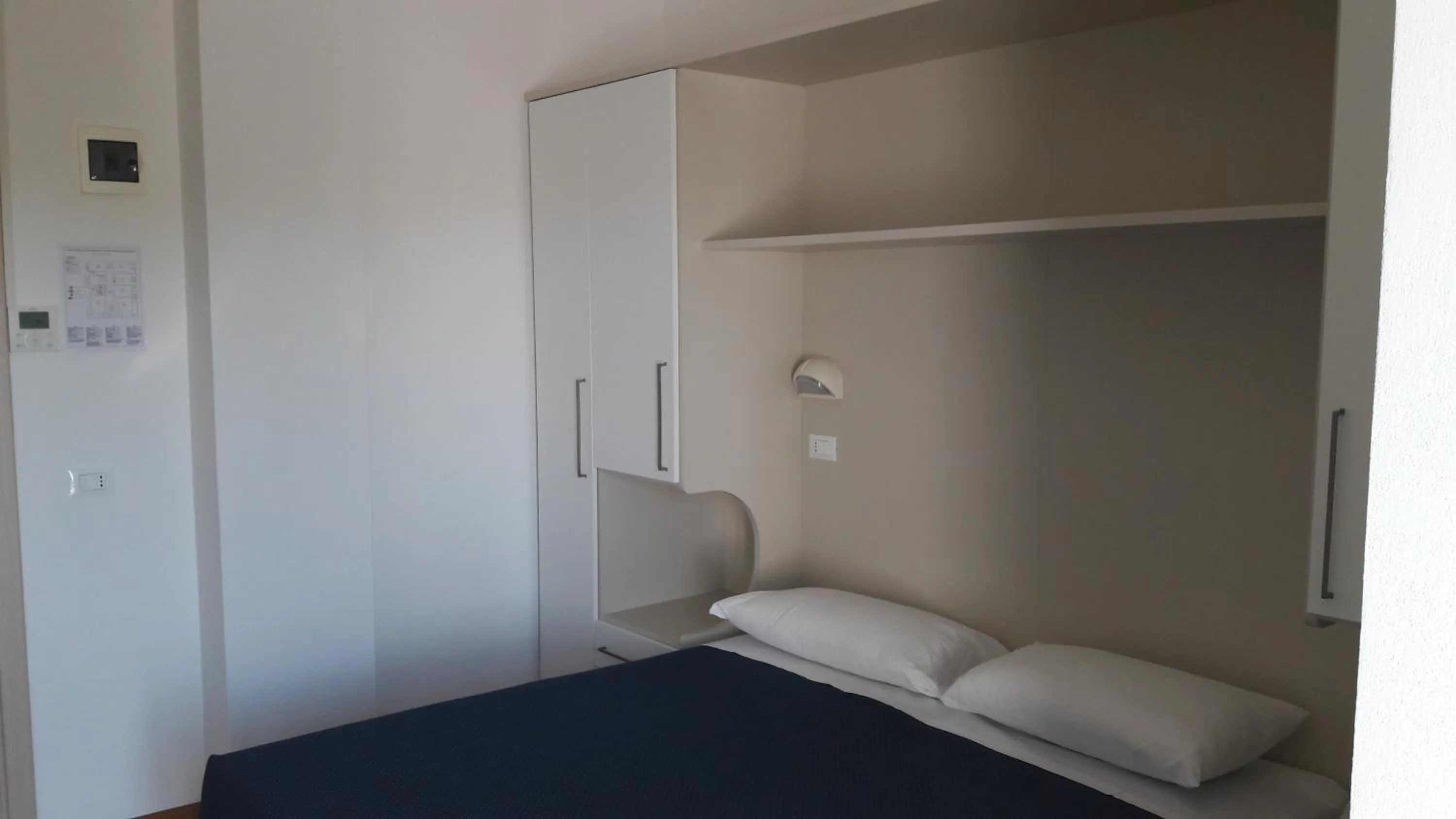 Photo of the whole room, Bed in B&B - Meuble' - Hotel " CORDIALE "