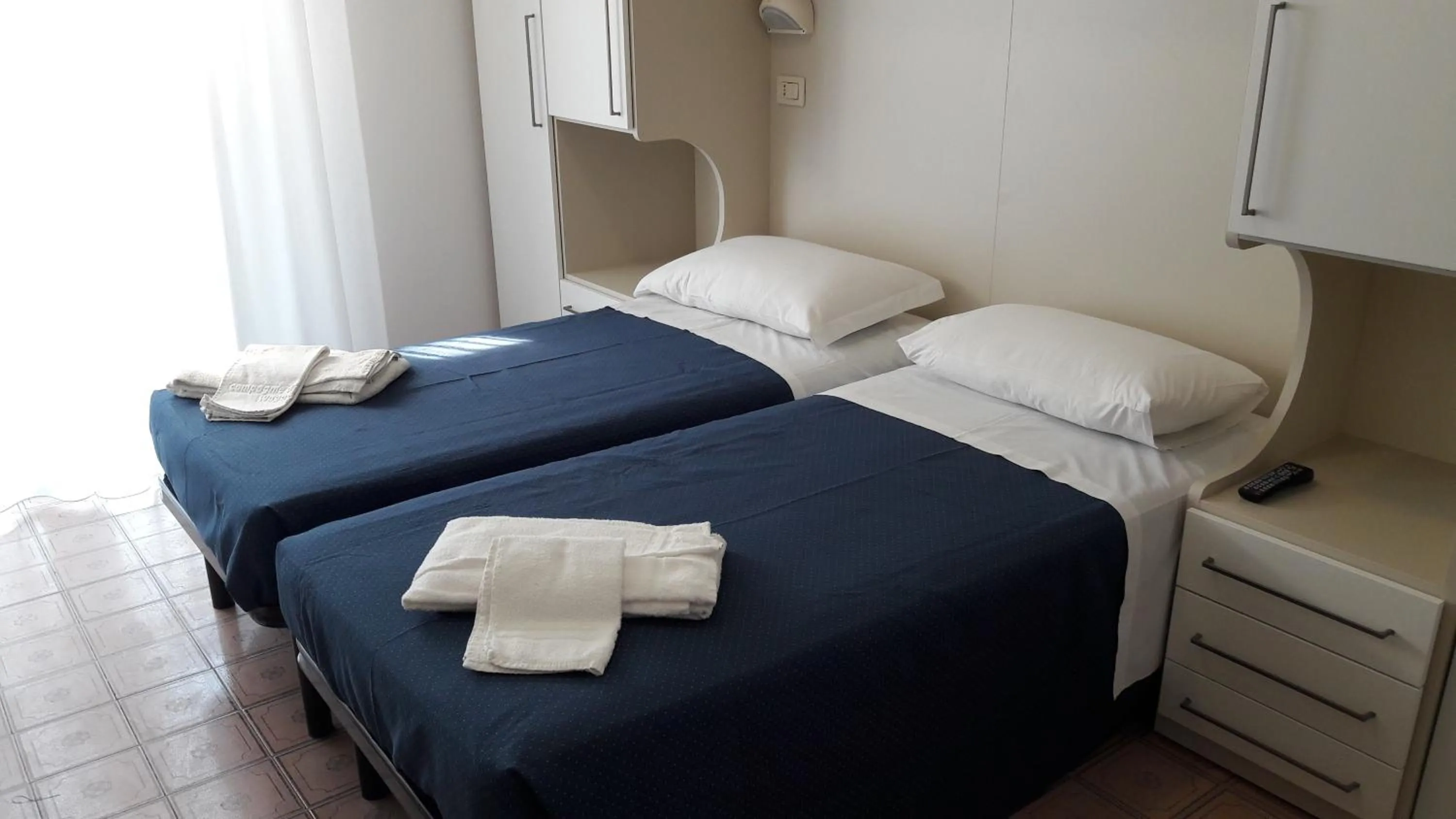 Photo of the whole room, Bed in B&B - Meuble' - Hotel " CORDIALE "