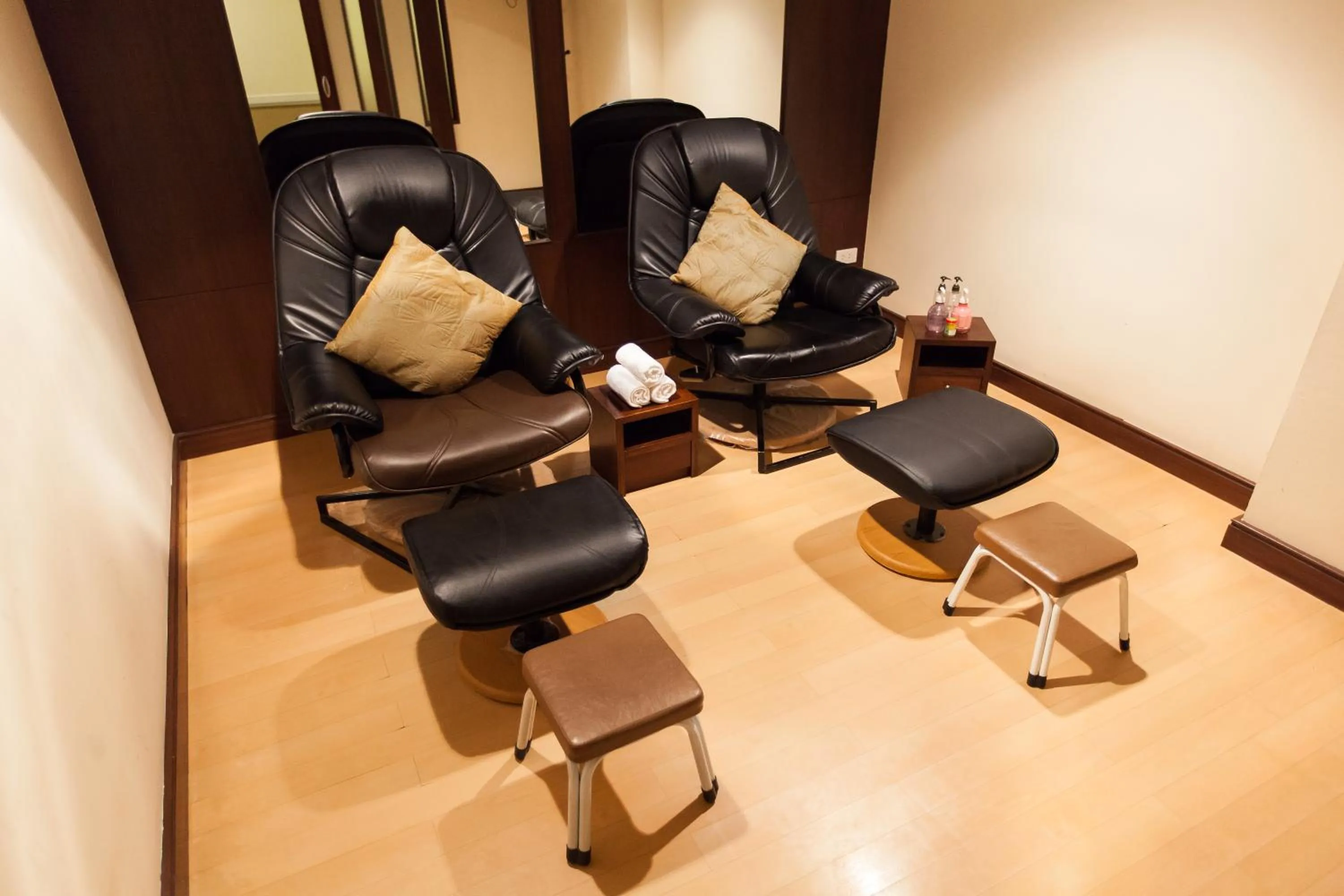 Massage in New Season Square Hotel