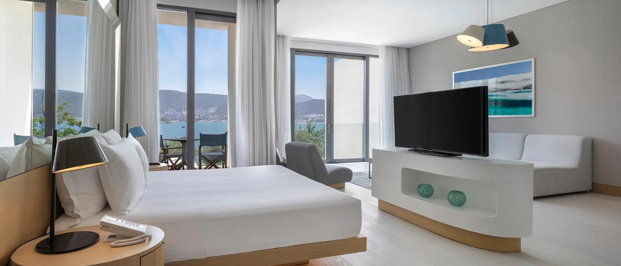 TV and multimedia, Bed in Susona Bodrum, LXR Hotels & Resorts