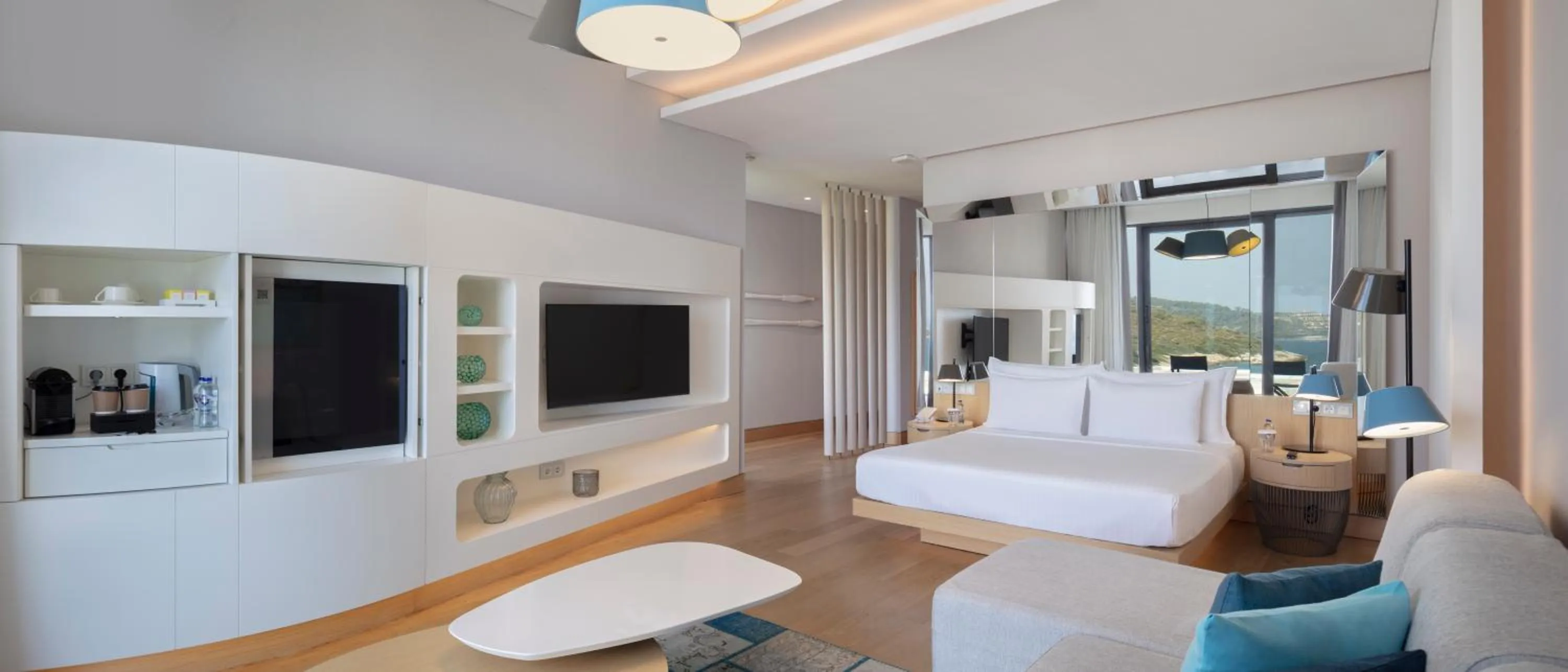 TV and multimedia in Susona Bodrum, LXR Hotels & Resorts