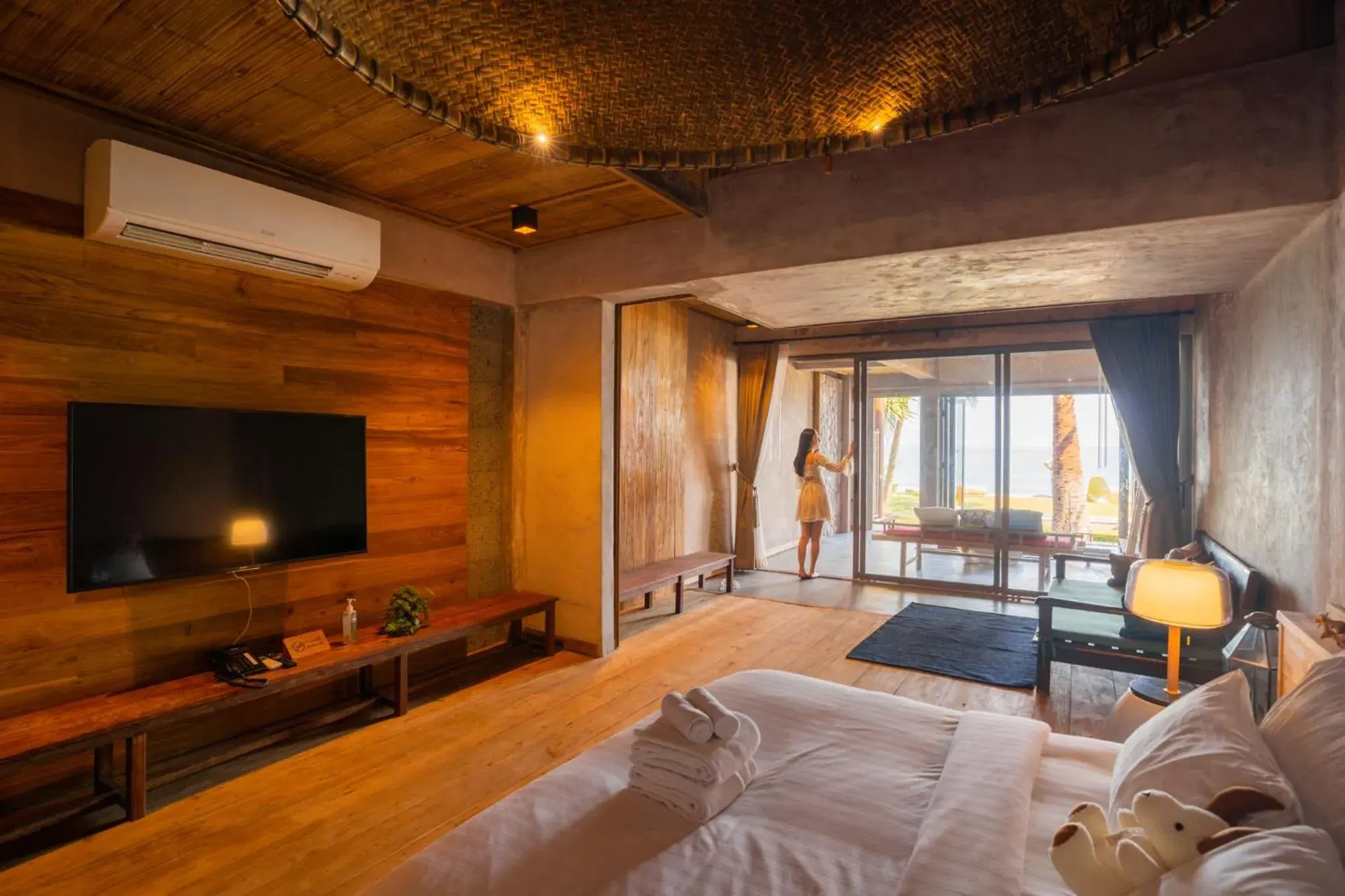 Beachfront Suites with Plunge Pool in LA A NATU Pranburi Beachfront Suites with Plunge Pool in LA A NATU Pranburi