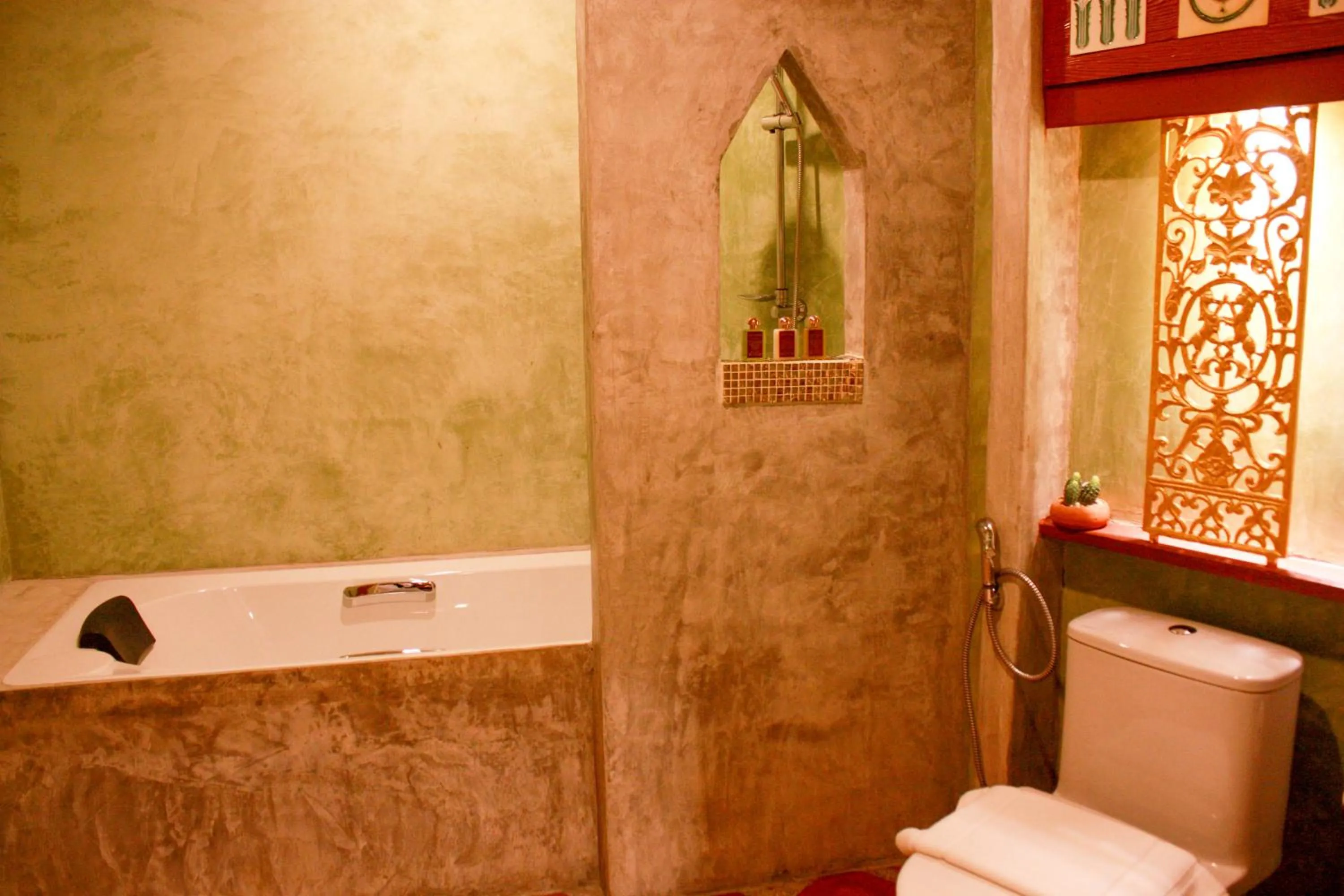 Bathroom in Chuchaiburi Sri Amphawa