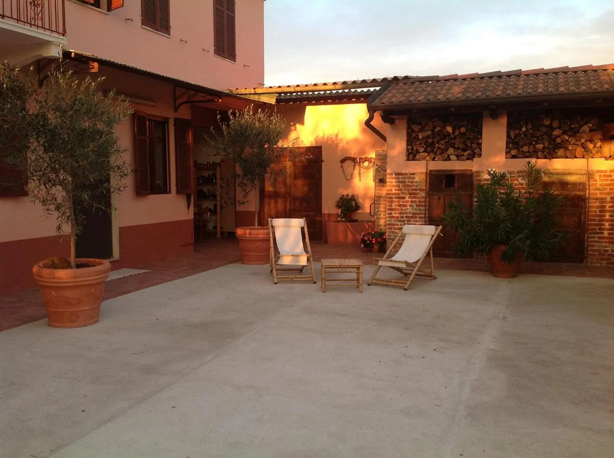 Facade/entrance in B&B La Castellana