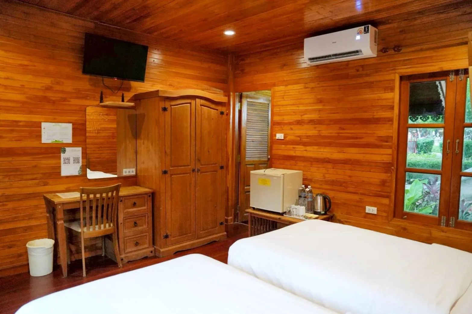 Bed in Basaya Beach Hotel & Resort