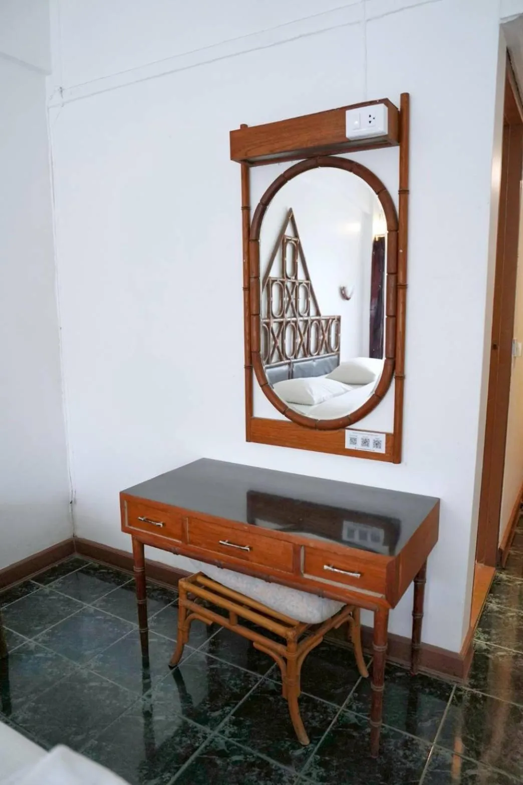 Basaya Beach Hotel & Resort