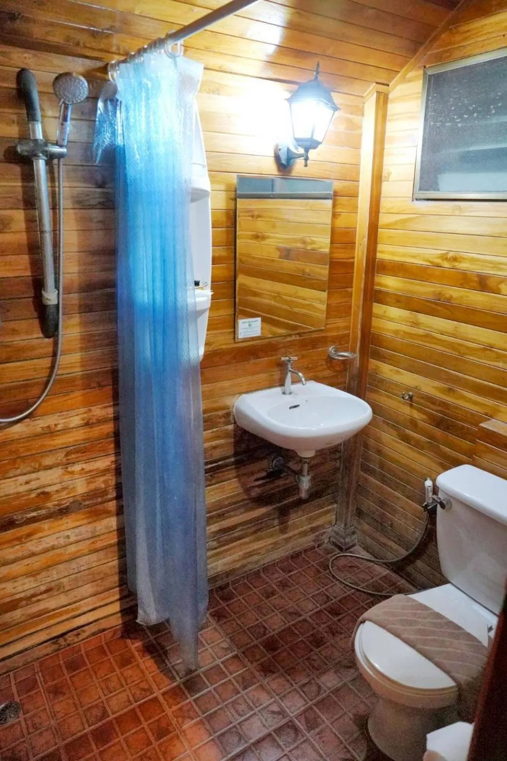 Basaya Beach Hotel & Resort