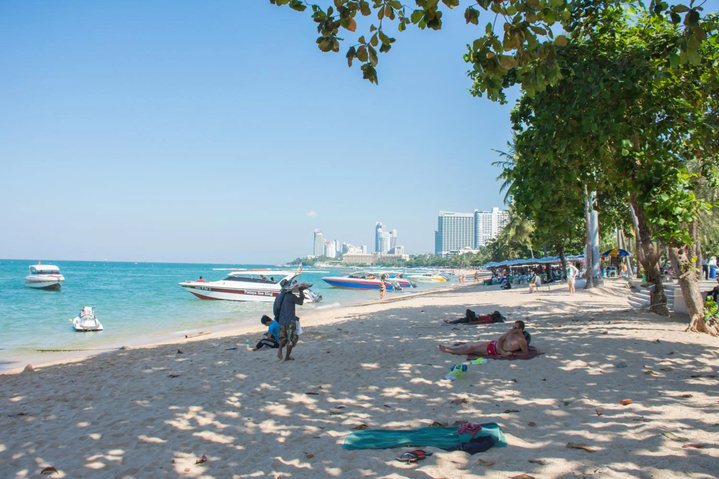 Beach in Basaya Beach Hotel & Resort