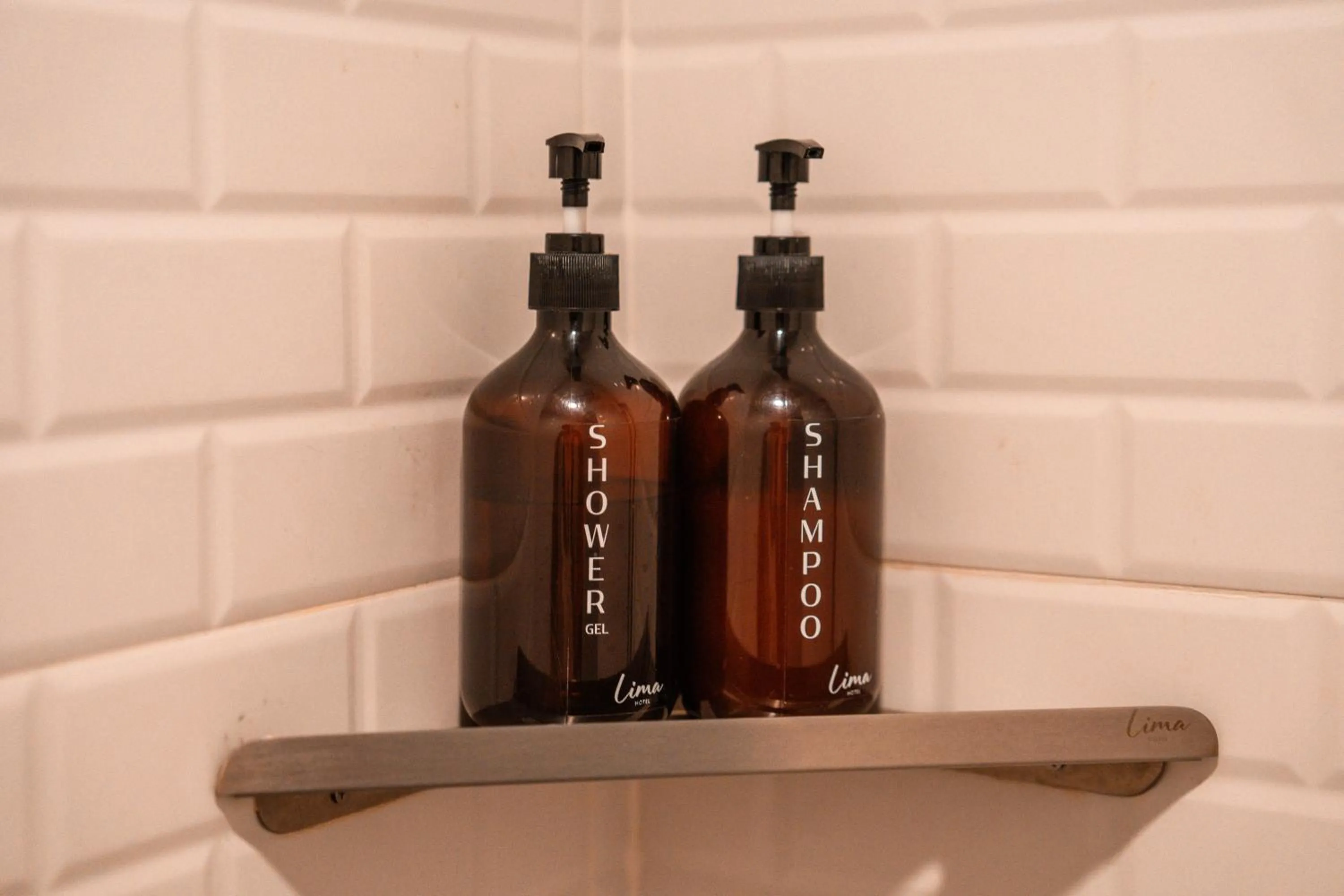 Shower in Lima Hotel