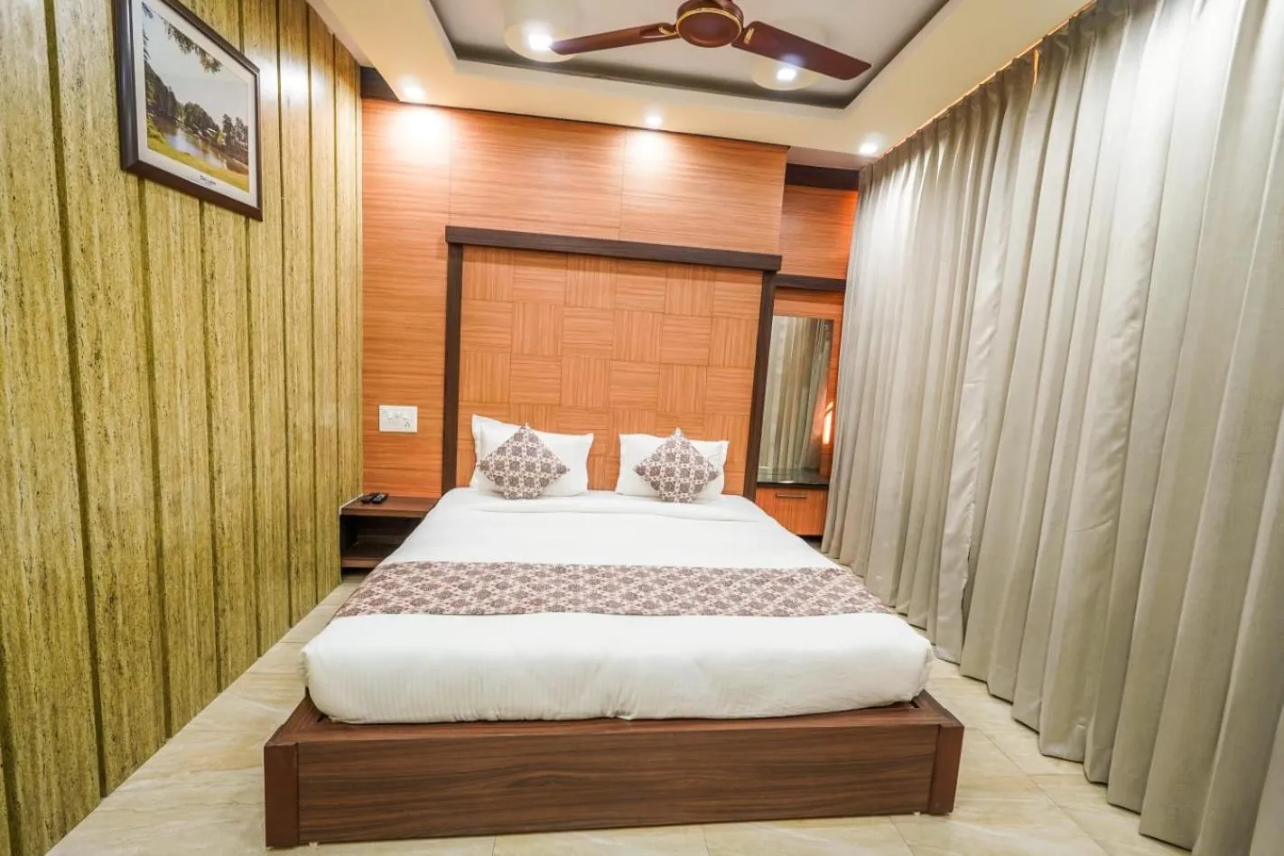 Bed in Hotel Nature's View