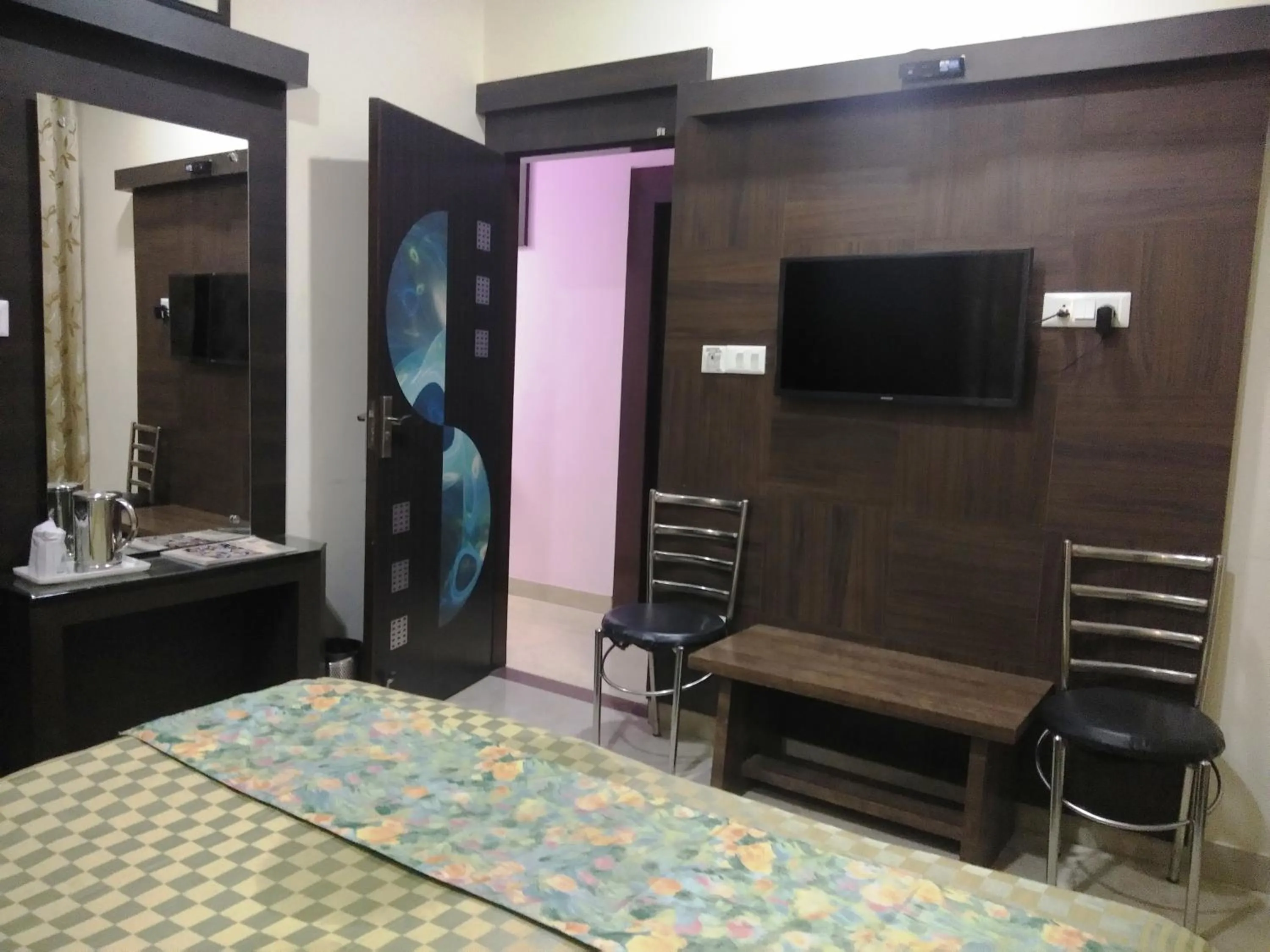 Bed in Hotel Nature's View