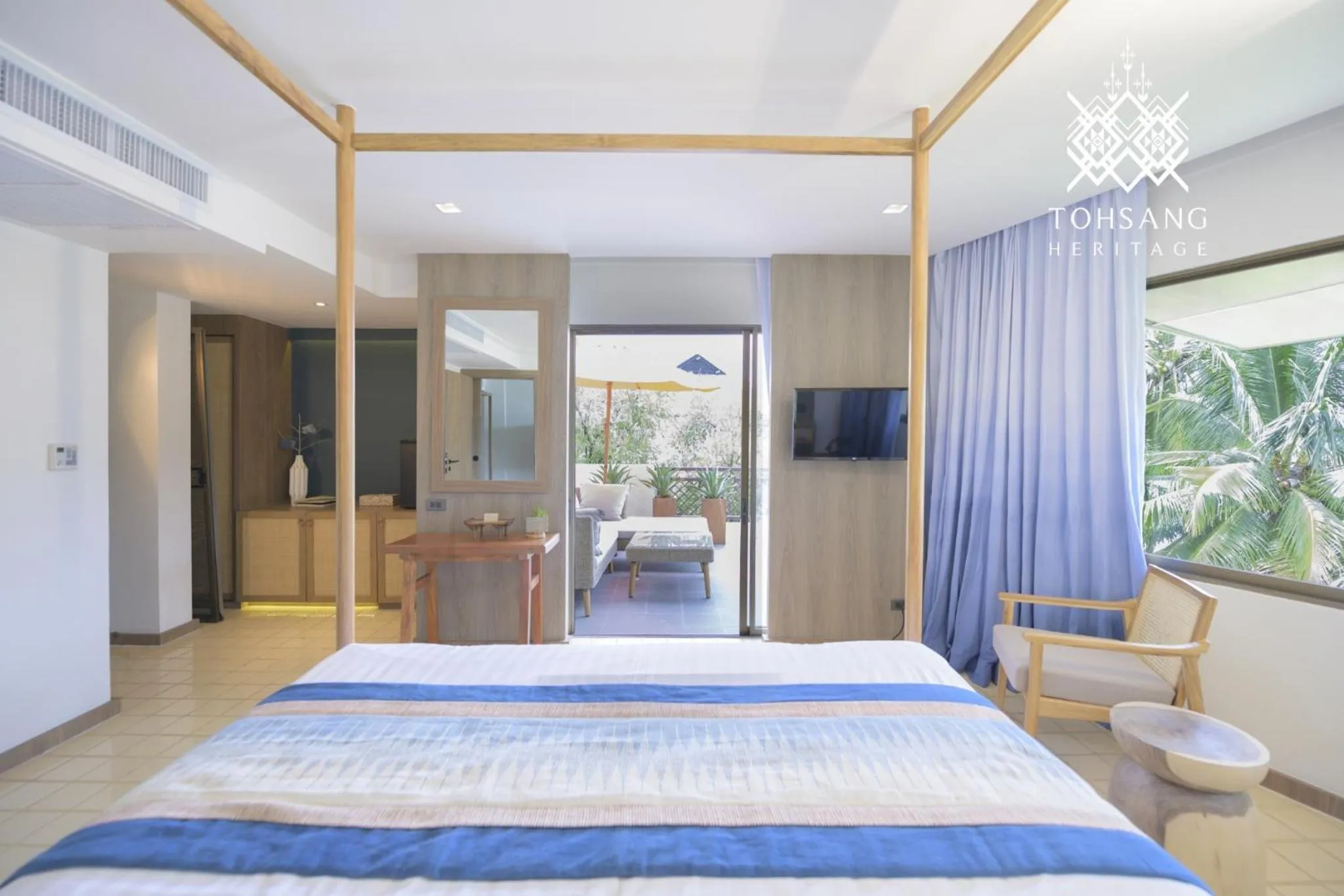 Bed in Tohsang Heritage Khongjiam