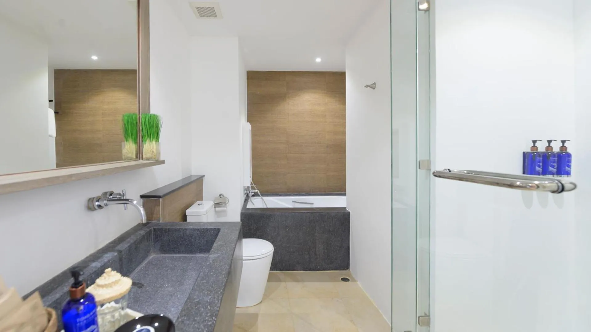 Tohsang Heritage Khongjiam