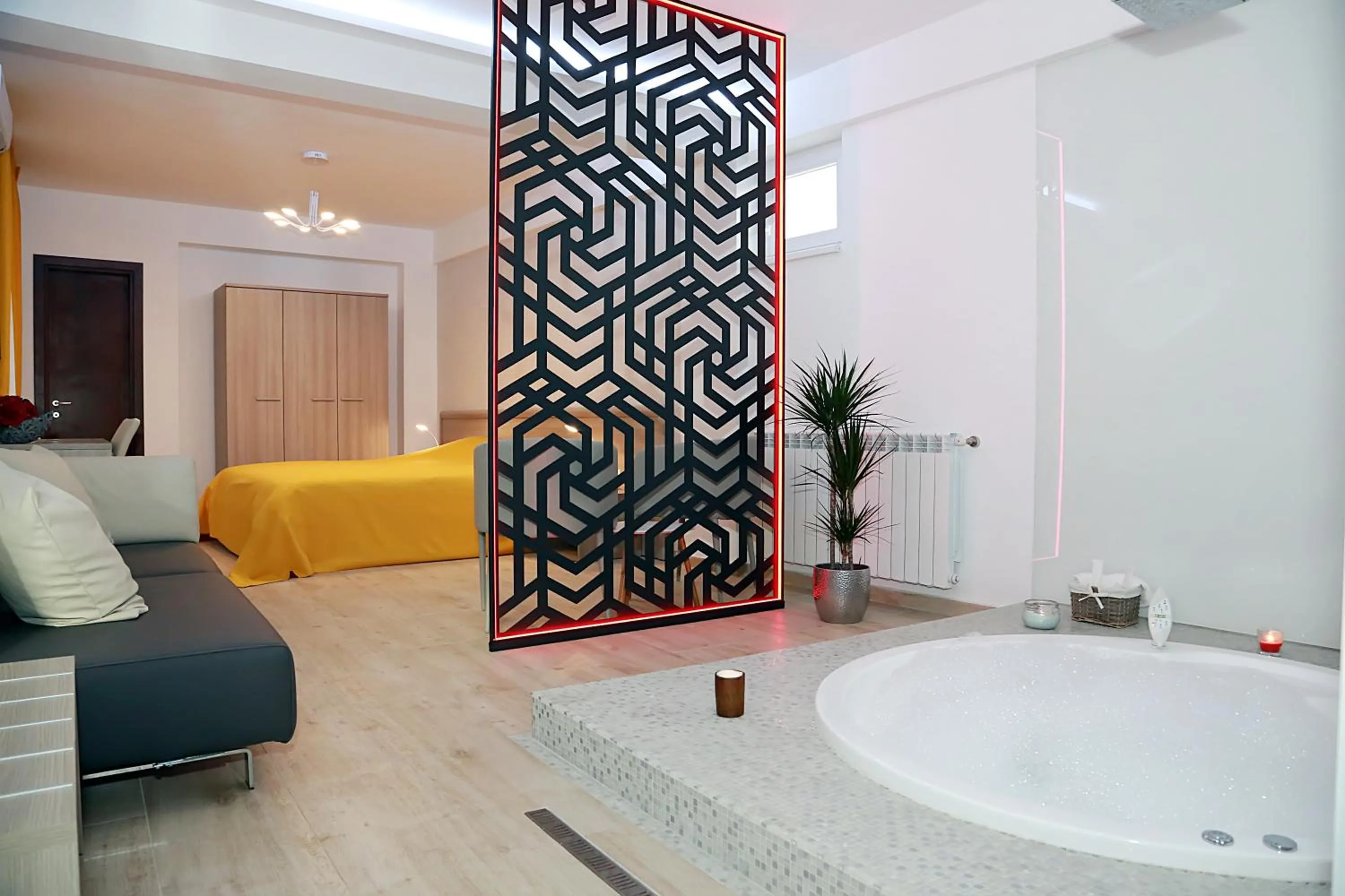 Photo of the whole room in Parliament Square