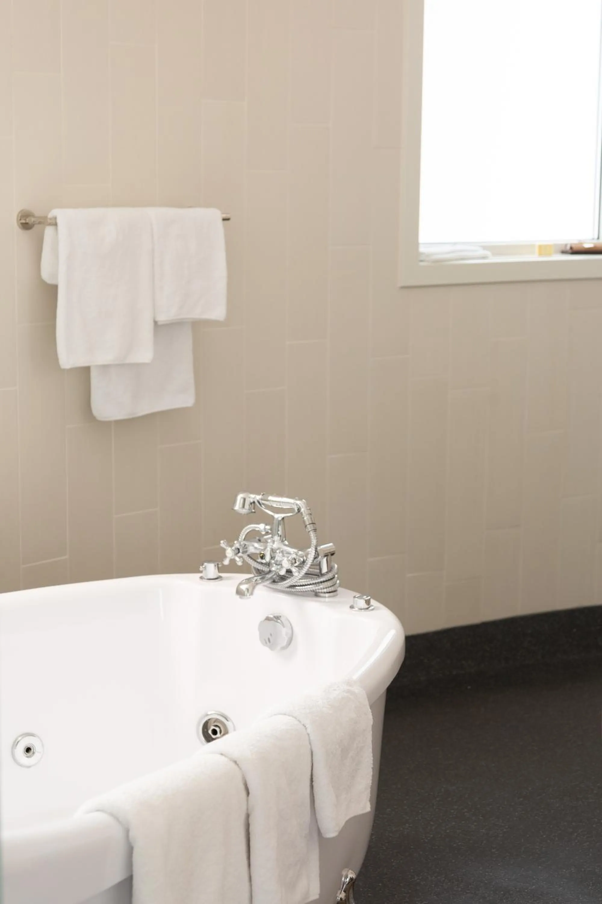 Bathroom in Watertorenhotel Nes