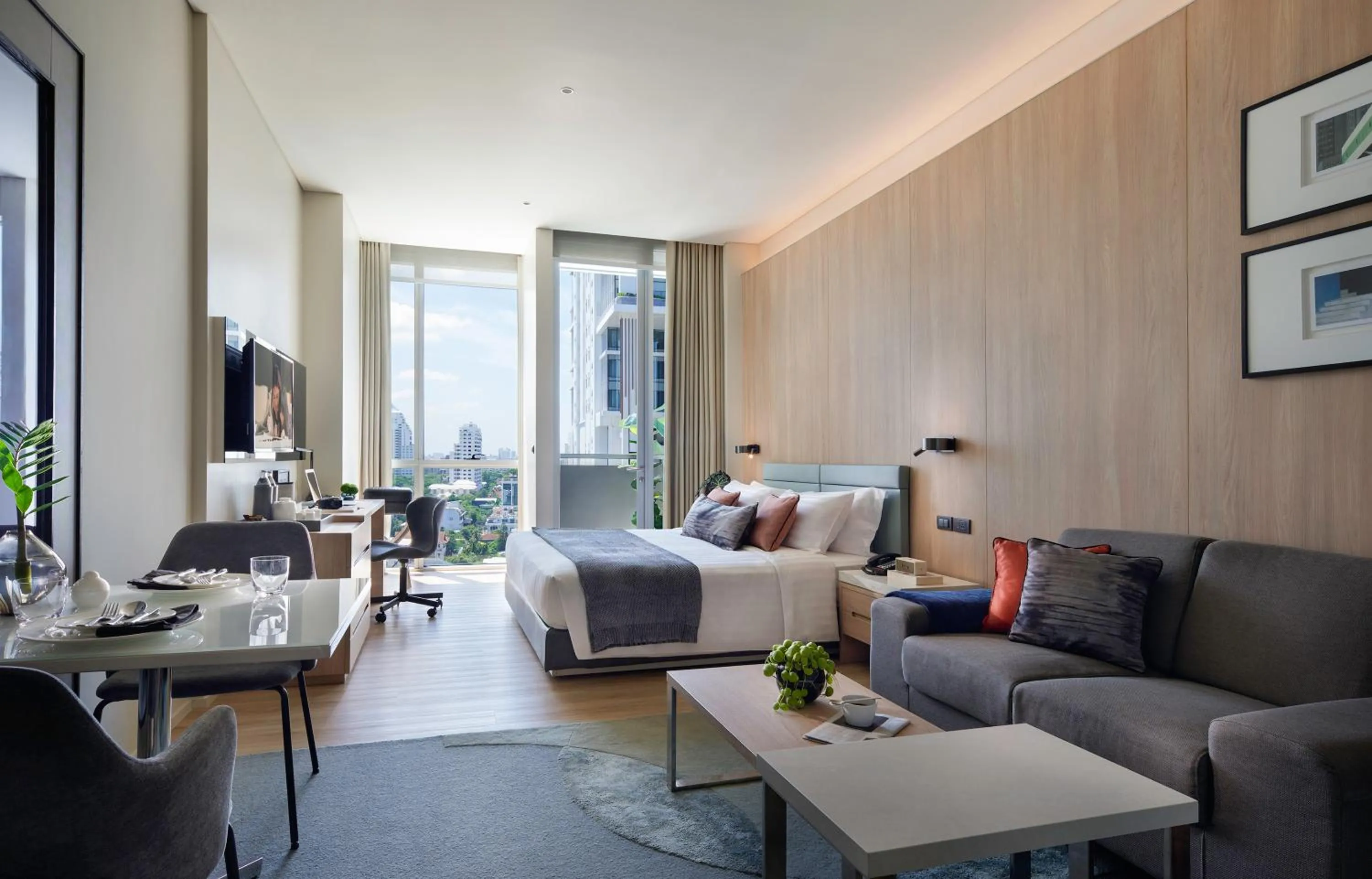 TV and multimedia in Somerset Sukhumvit Thonglor Bangkok