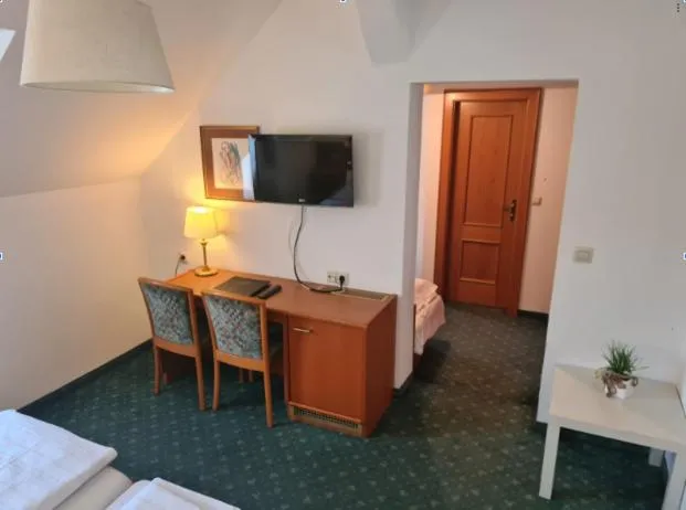 Bed in HOTEL Jerolitsch