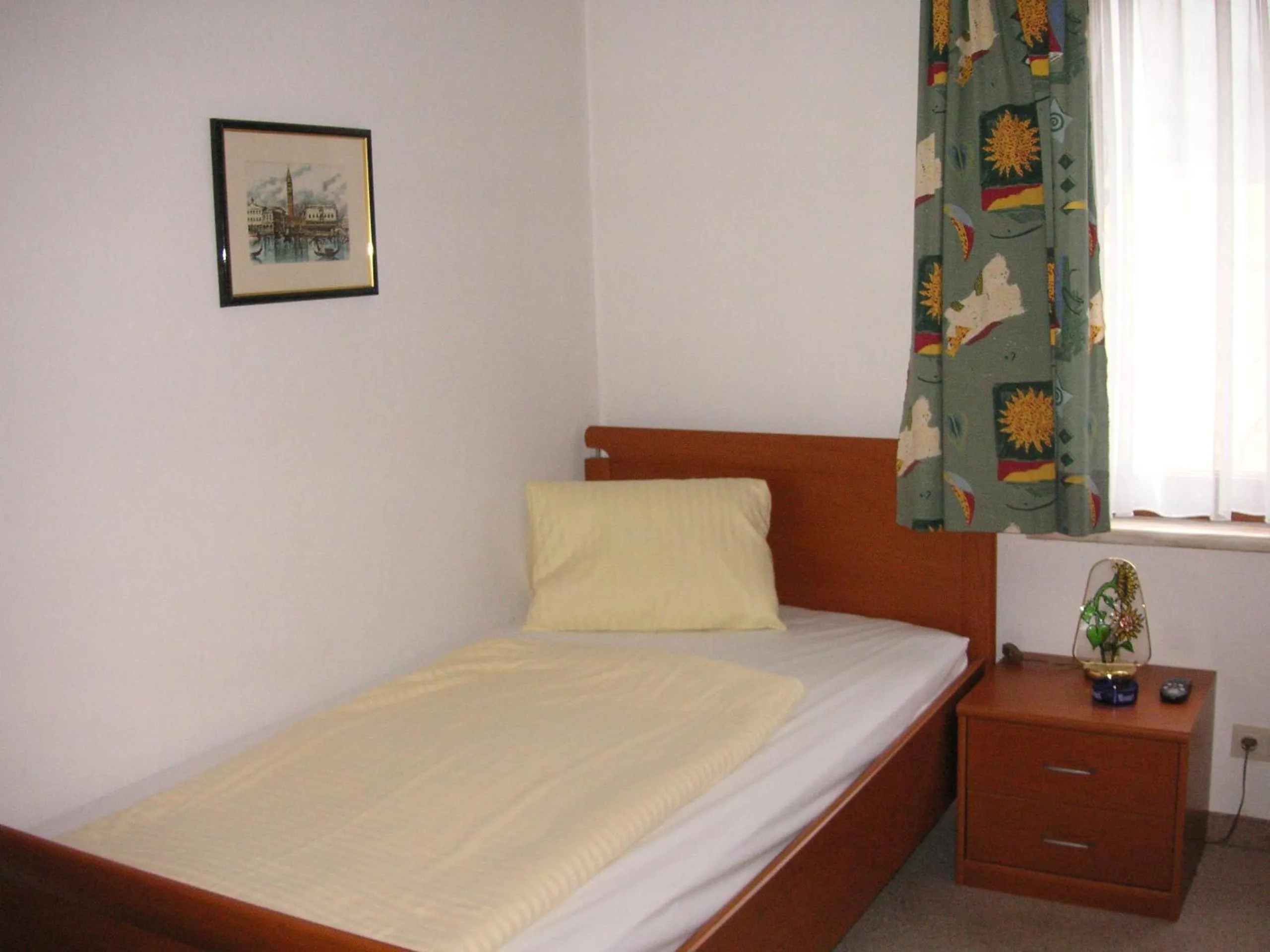 Bedroom, Bed in HOTEL Jerolitsch