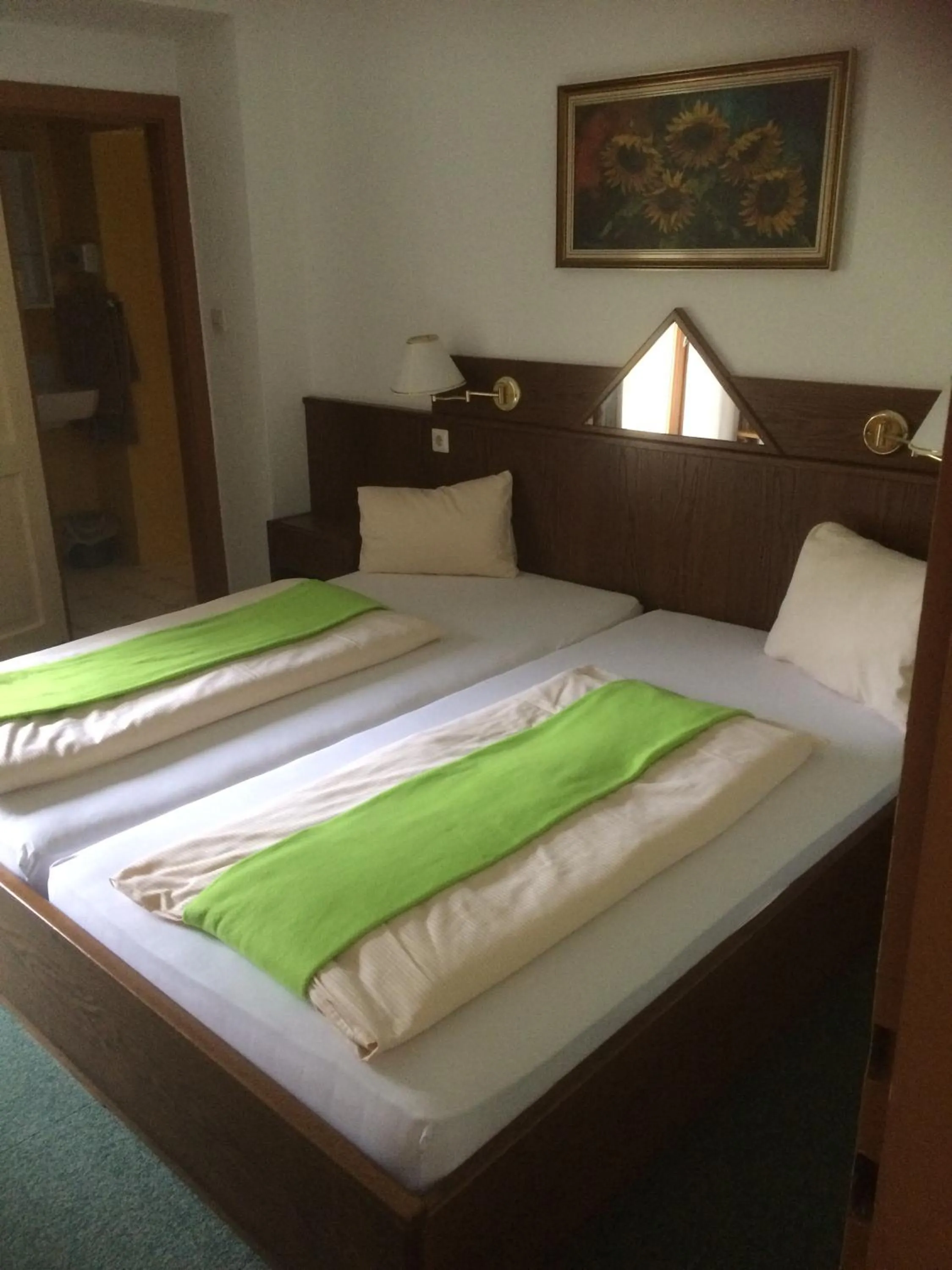 Bed in HOTEL Jerolitsch