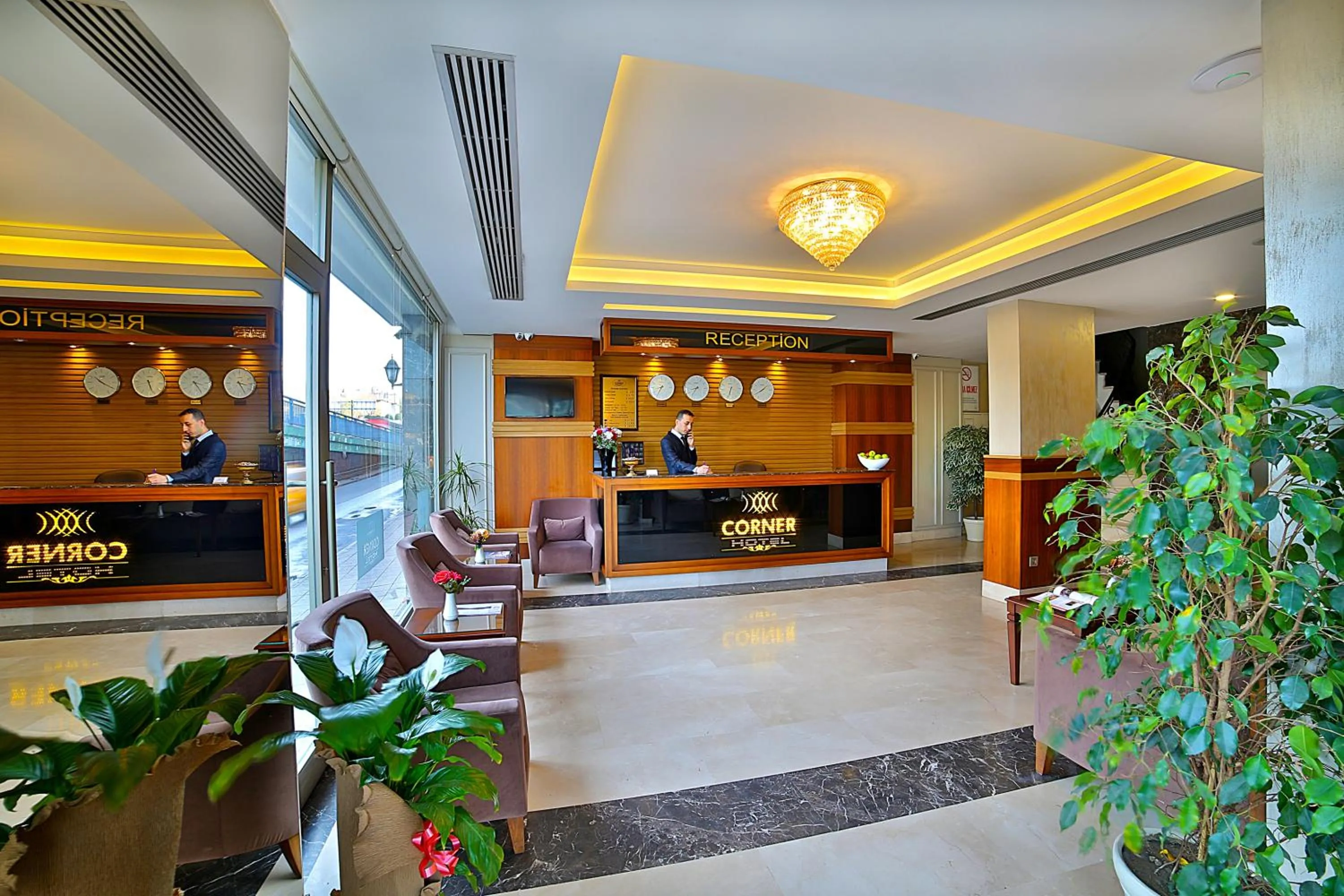 Lobby or reception in Corner Hotel Laleli