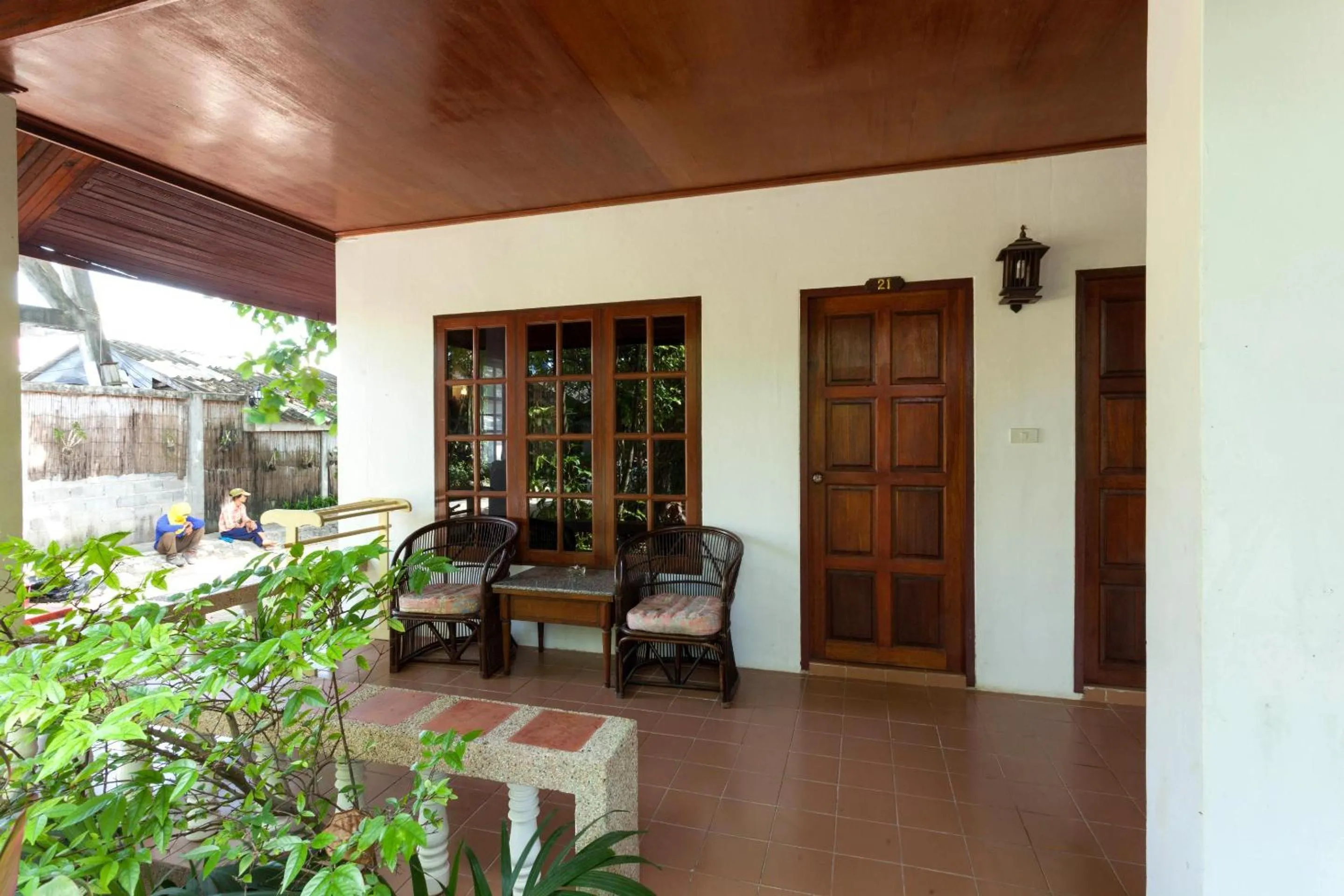 Photo of the whole room in Tropica Bungalow Beach Hotel