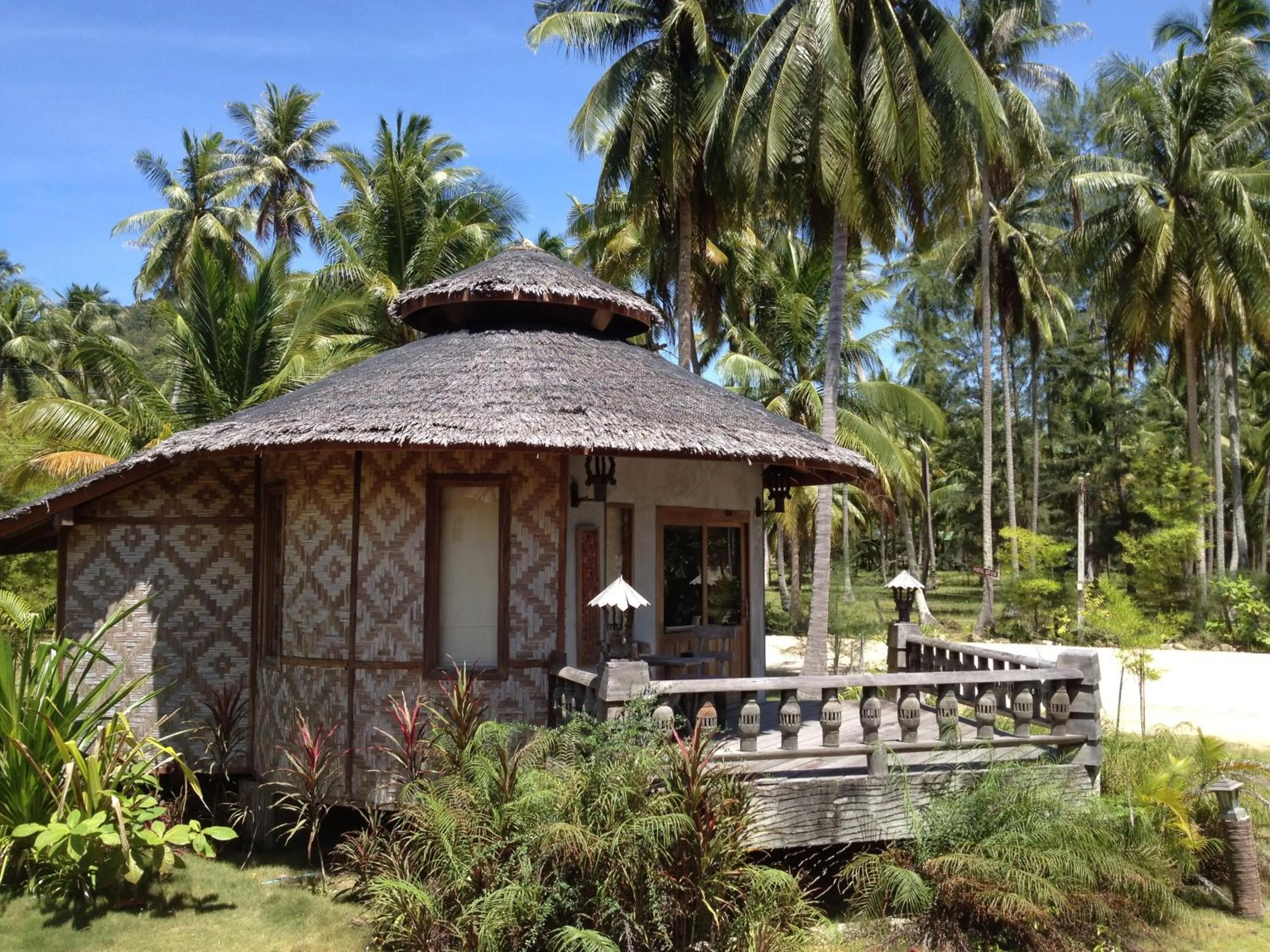 Facade/entrance in Malibu Beach Bungalows