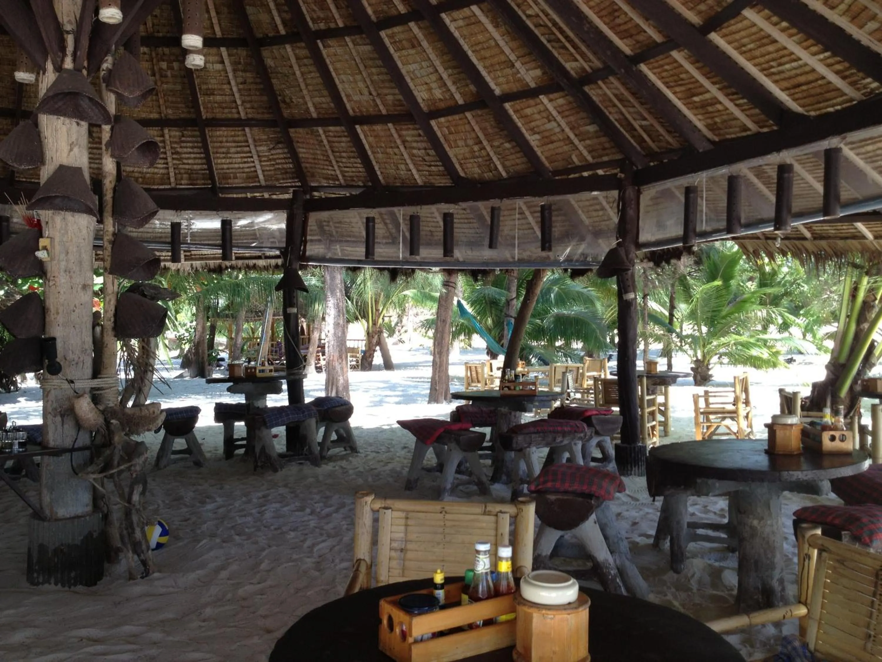 Restaurant/places to eat in Malibu Beach Bungalows