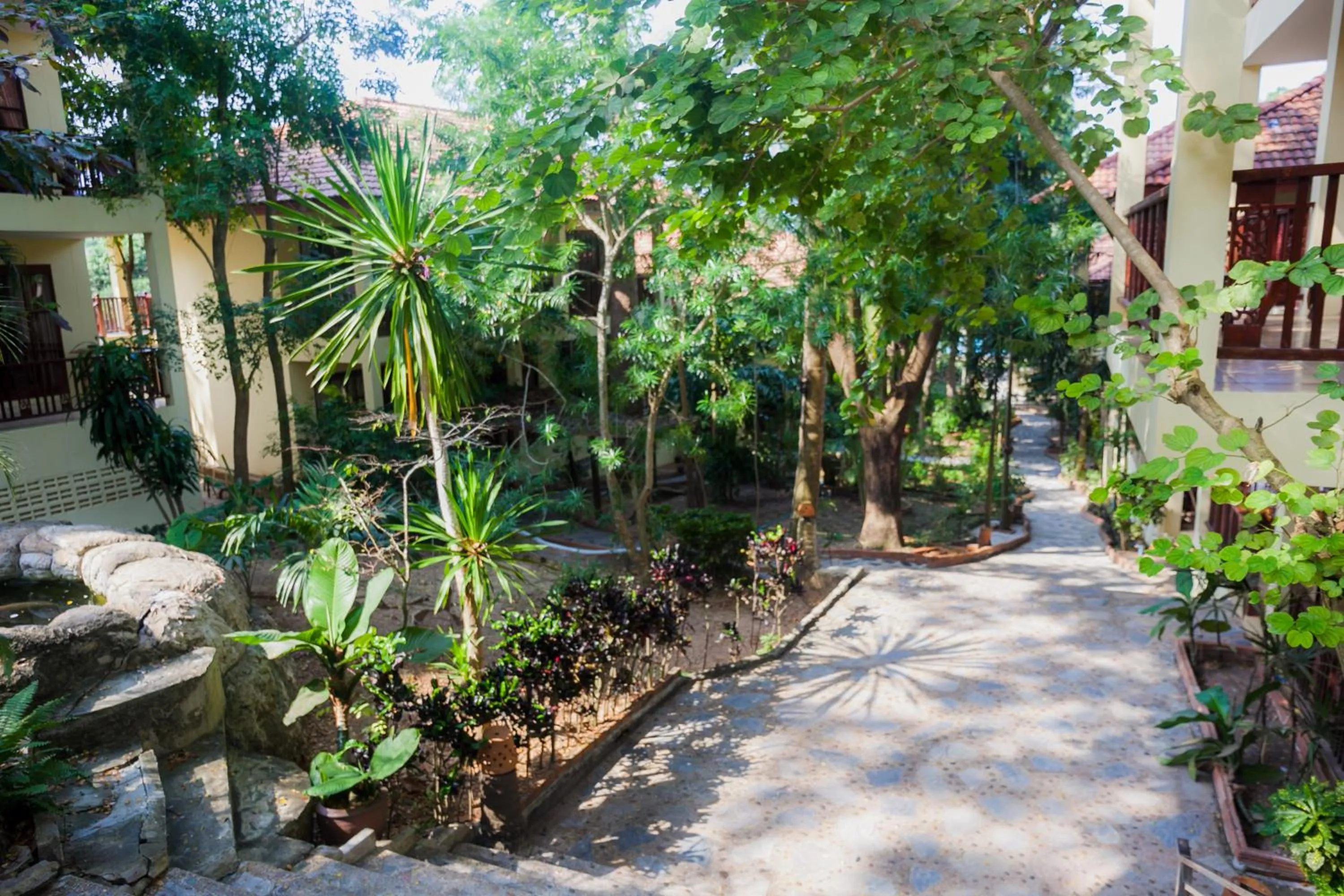 Facade/entrance in Havana Beach Resort Phangan