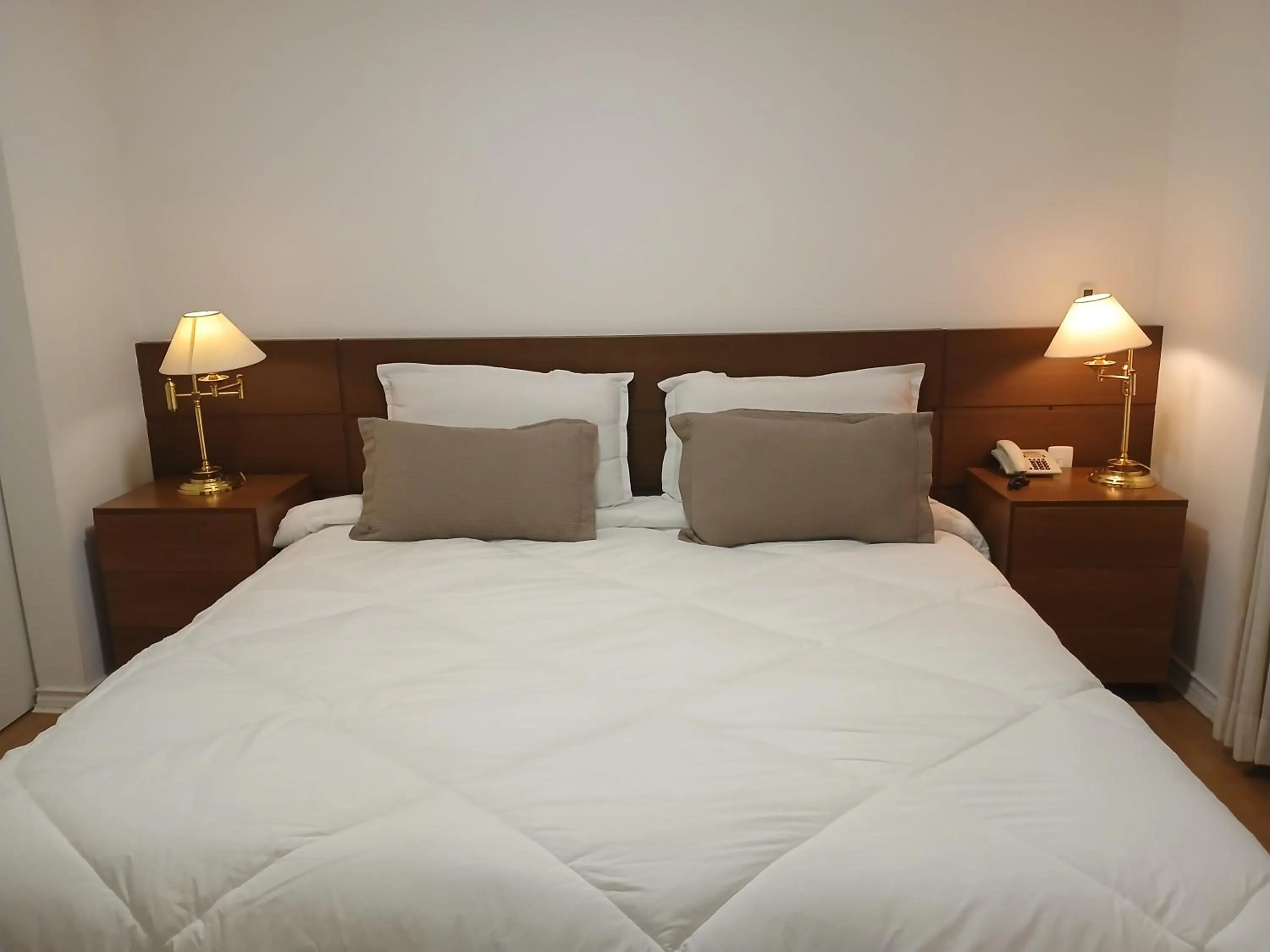 Bed in Landmark Residence - OFICIAL