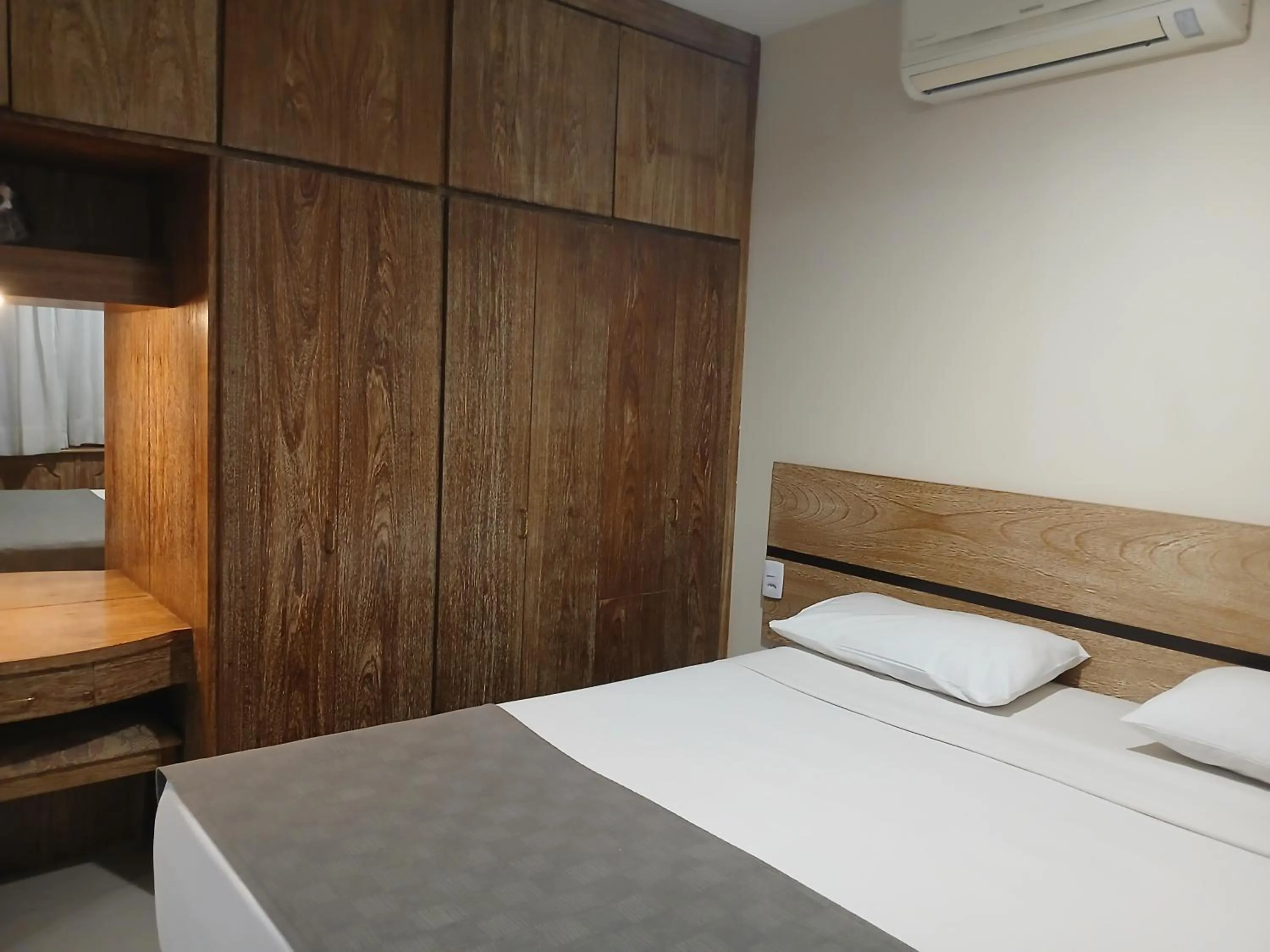 Bedroom, Bed in Landmark Residence - OFICIAL