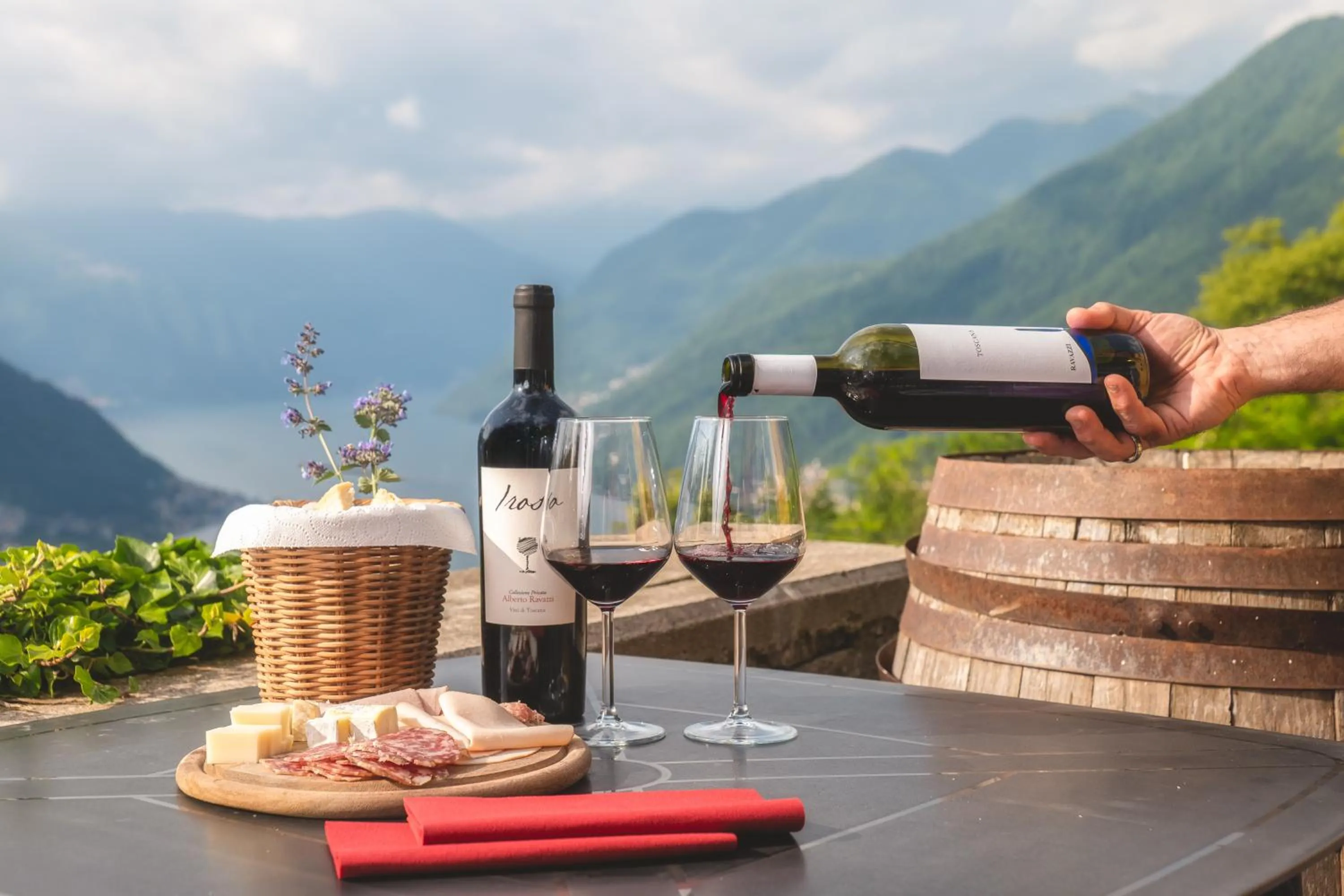 Food and drinks in Essentia Guest House