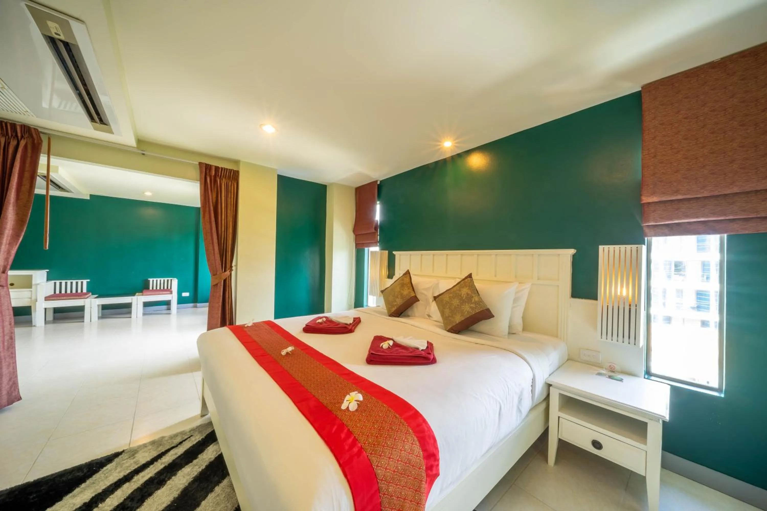 Bed in La Vintage Resort - Patong, Phuket