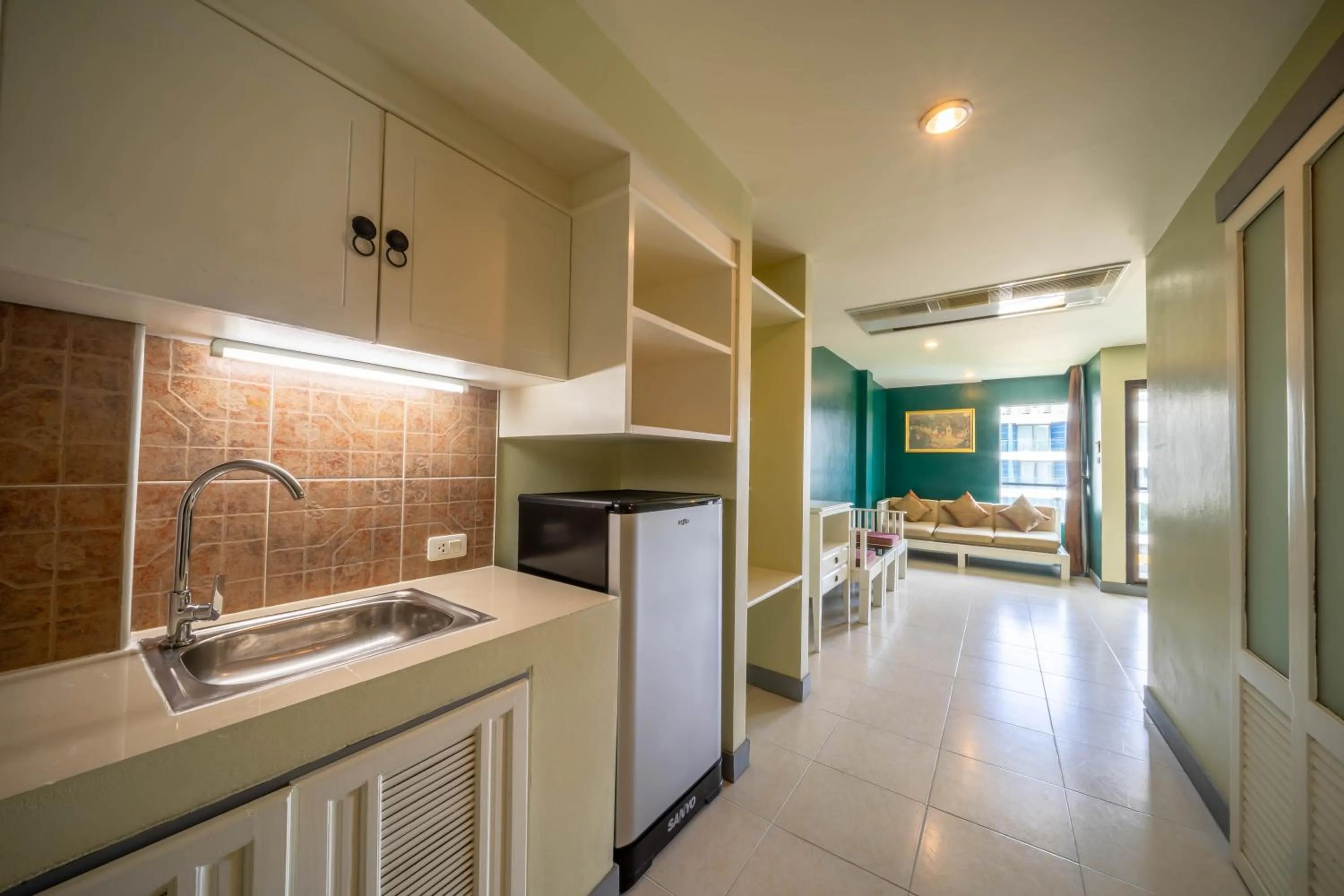 dishwasher in La Vintage Resort - Patong, Phuket