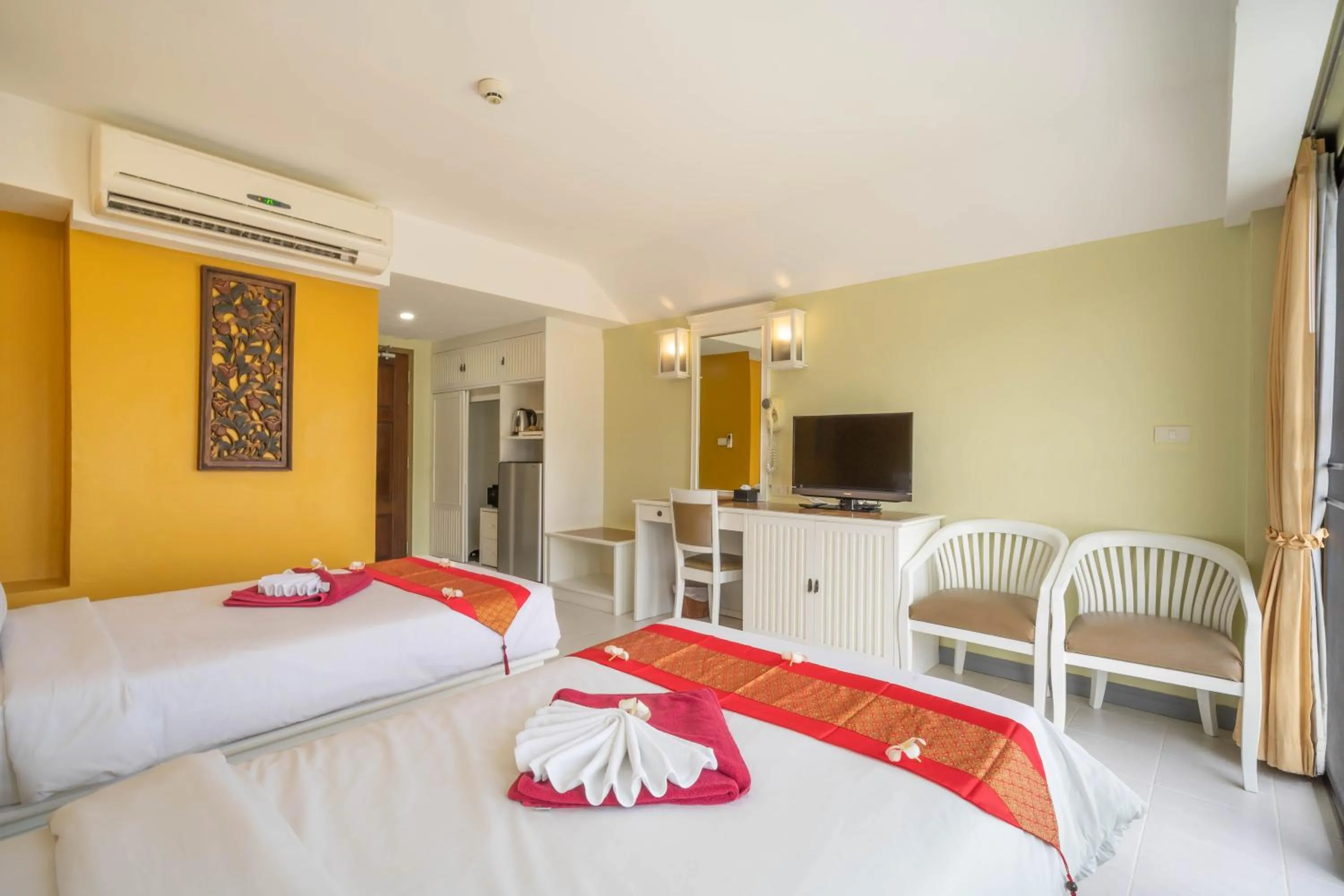 Bed in La Vintage Resort - Patong, Phuket