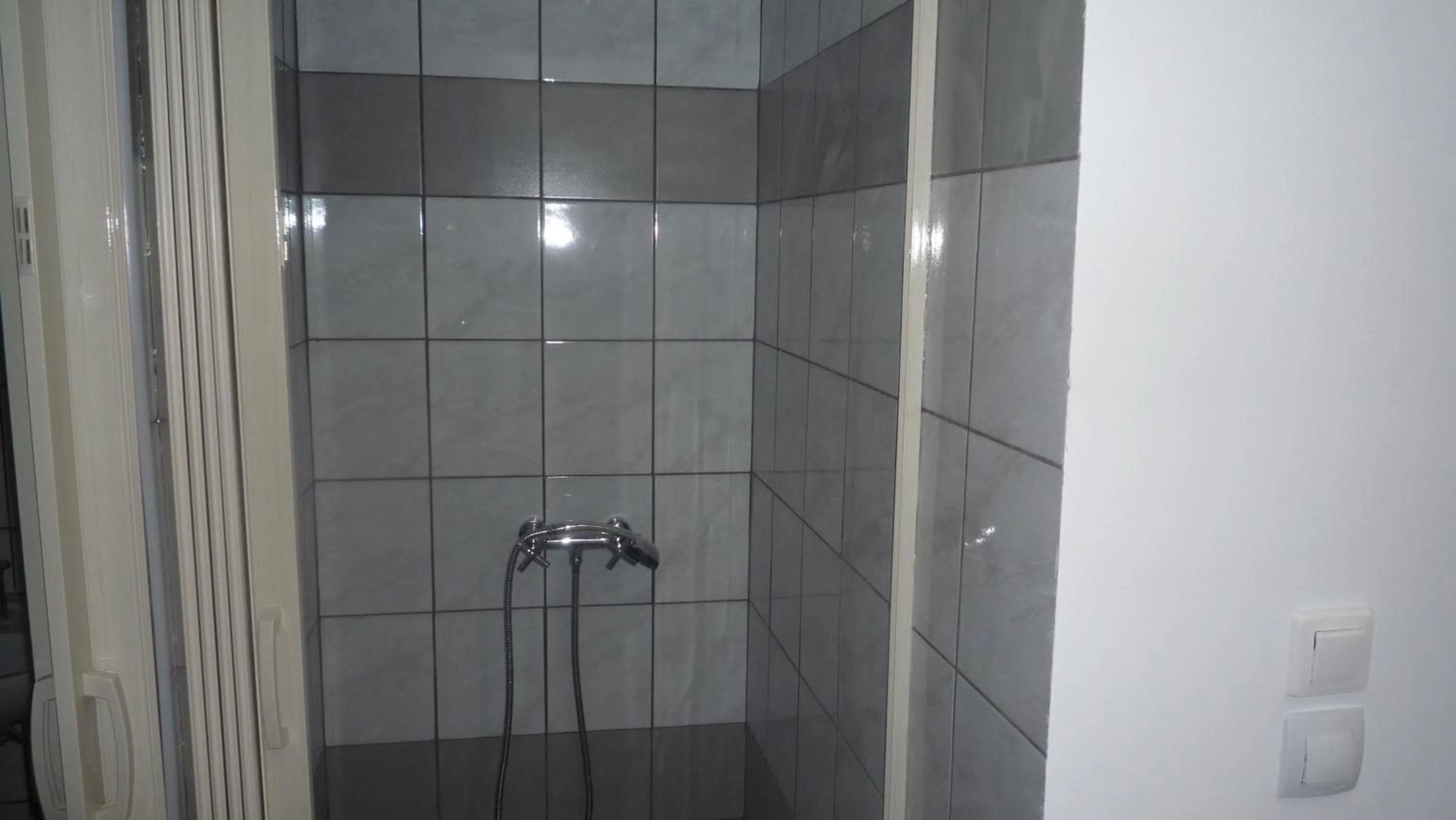 Shower in Hostel Stylianos Kissamos